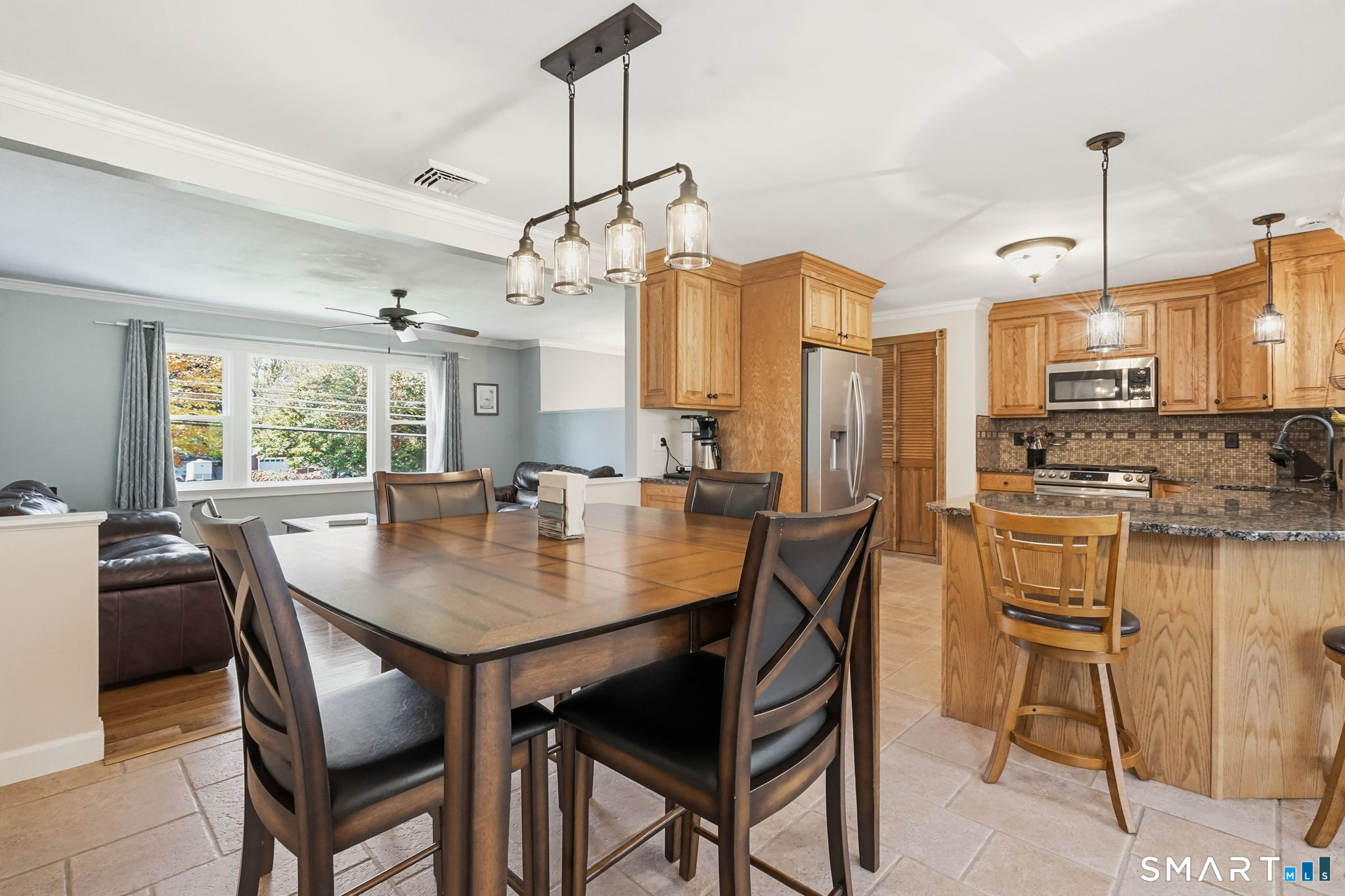 552 Long Hill photo 11