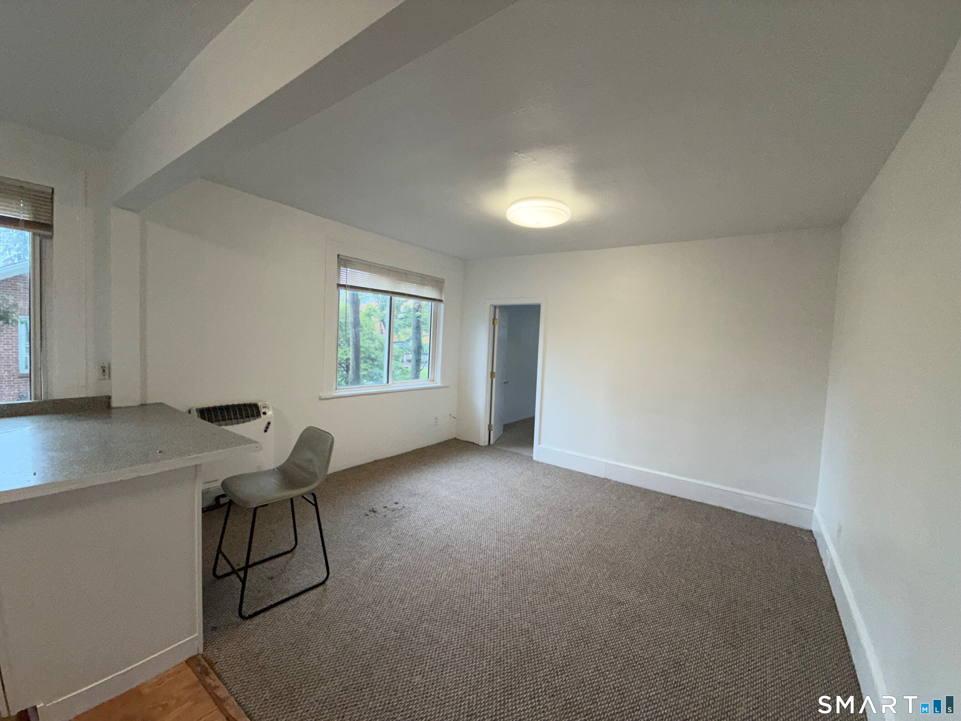 Foto 5 de Apartamento en renta en 4-6 Fifth Avenue, Danbury, CT — $1,525/mes