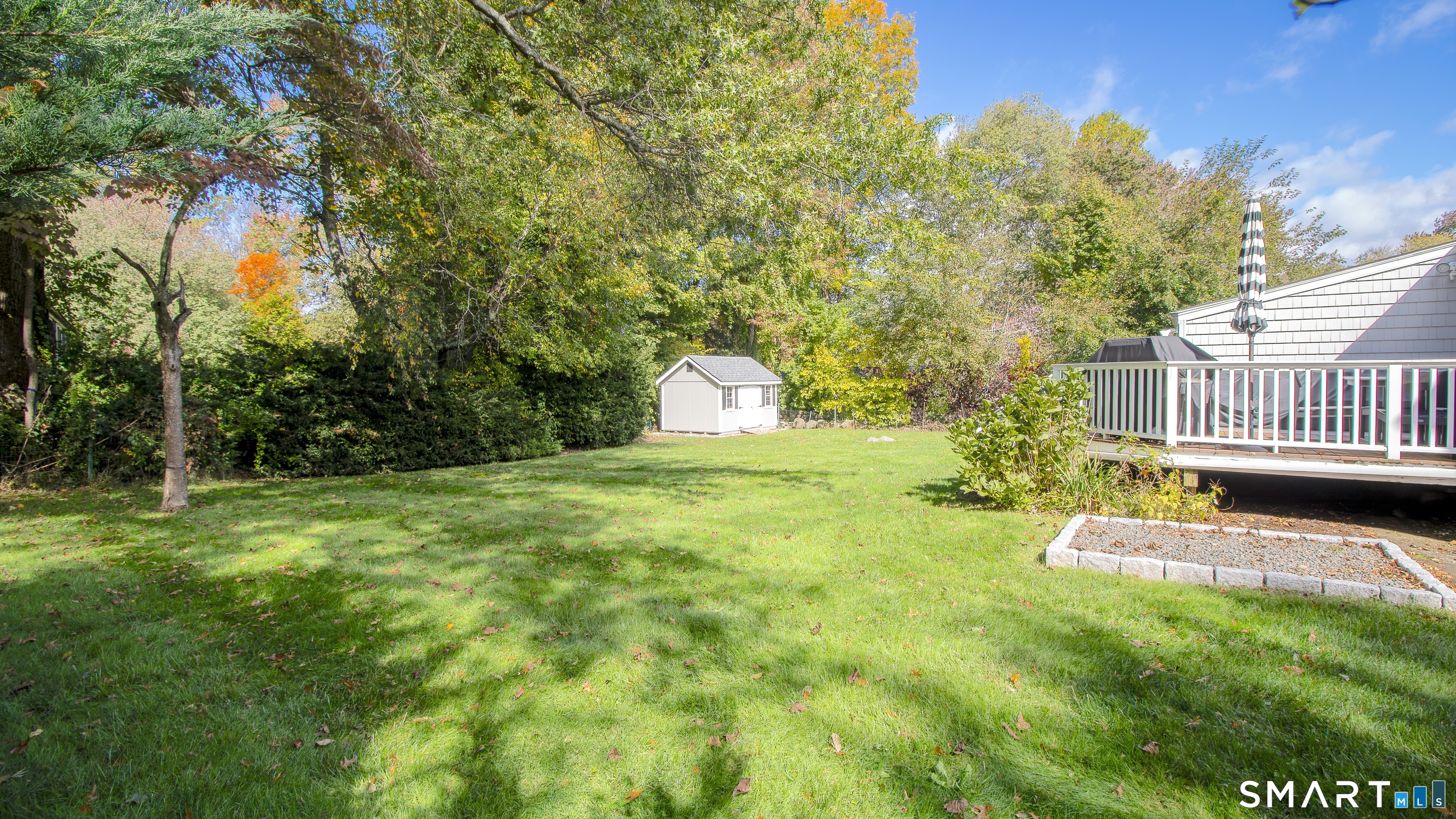 22 Allan Drive — photo 25