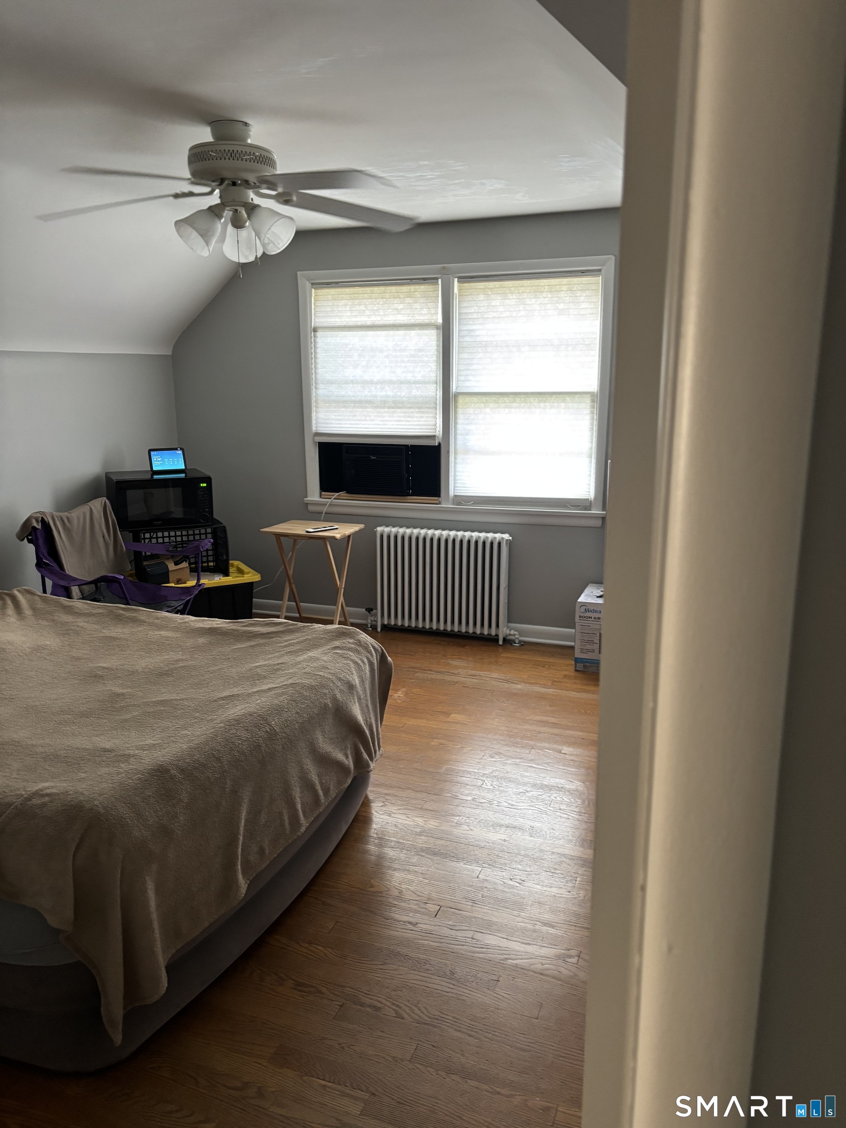 433 Thompson photo 17