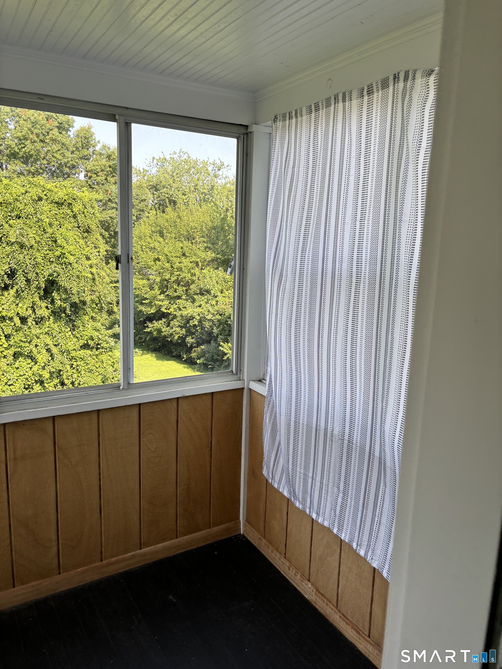 433 Thompson photo 22
