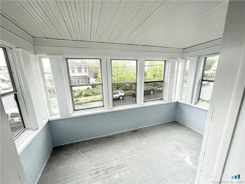 Foto 9 de Apartamento en renta en 173 Coleman Street #2Nd Fl, Bridgeport, CT — $2,000/mes