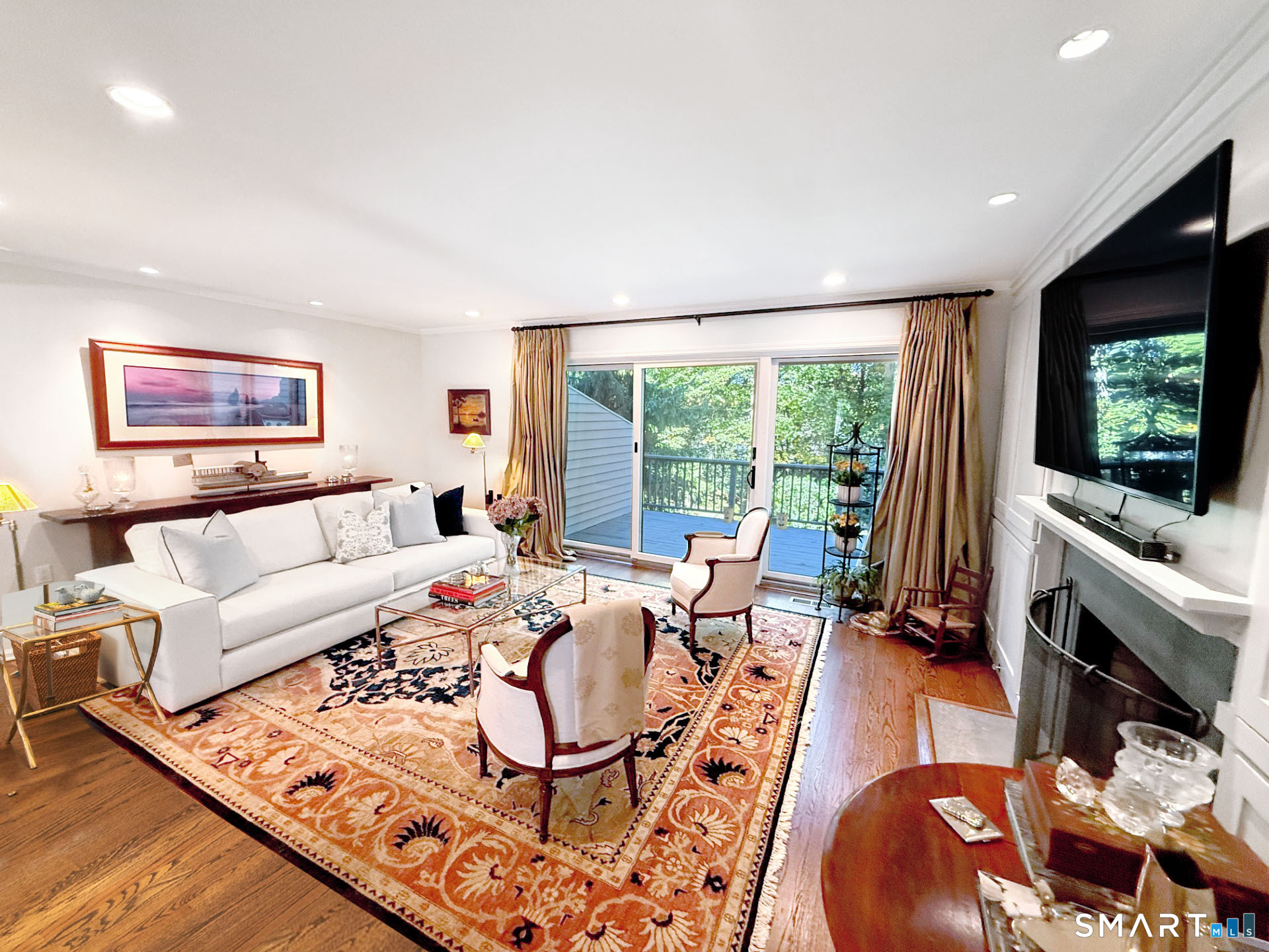 Foto 4 de Condominio en venta en 40 Ettl Lane #15, Greenwich, CT — $1,395,000