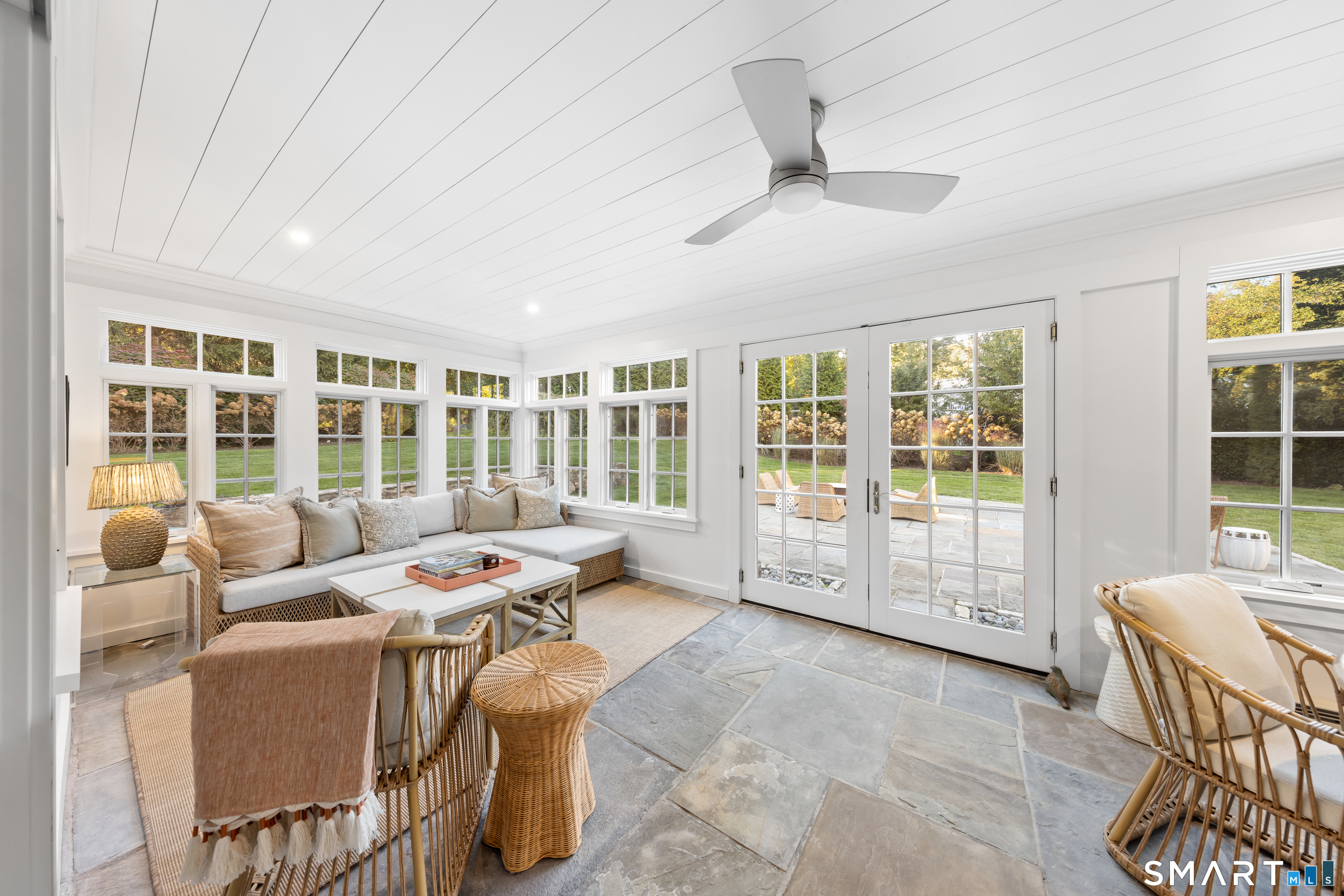 Foto 7 de Casa en venta en 25 Point O Woods Road, Darien, CT — $3,895,000