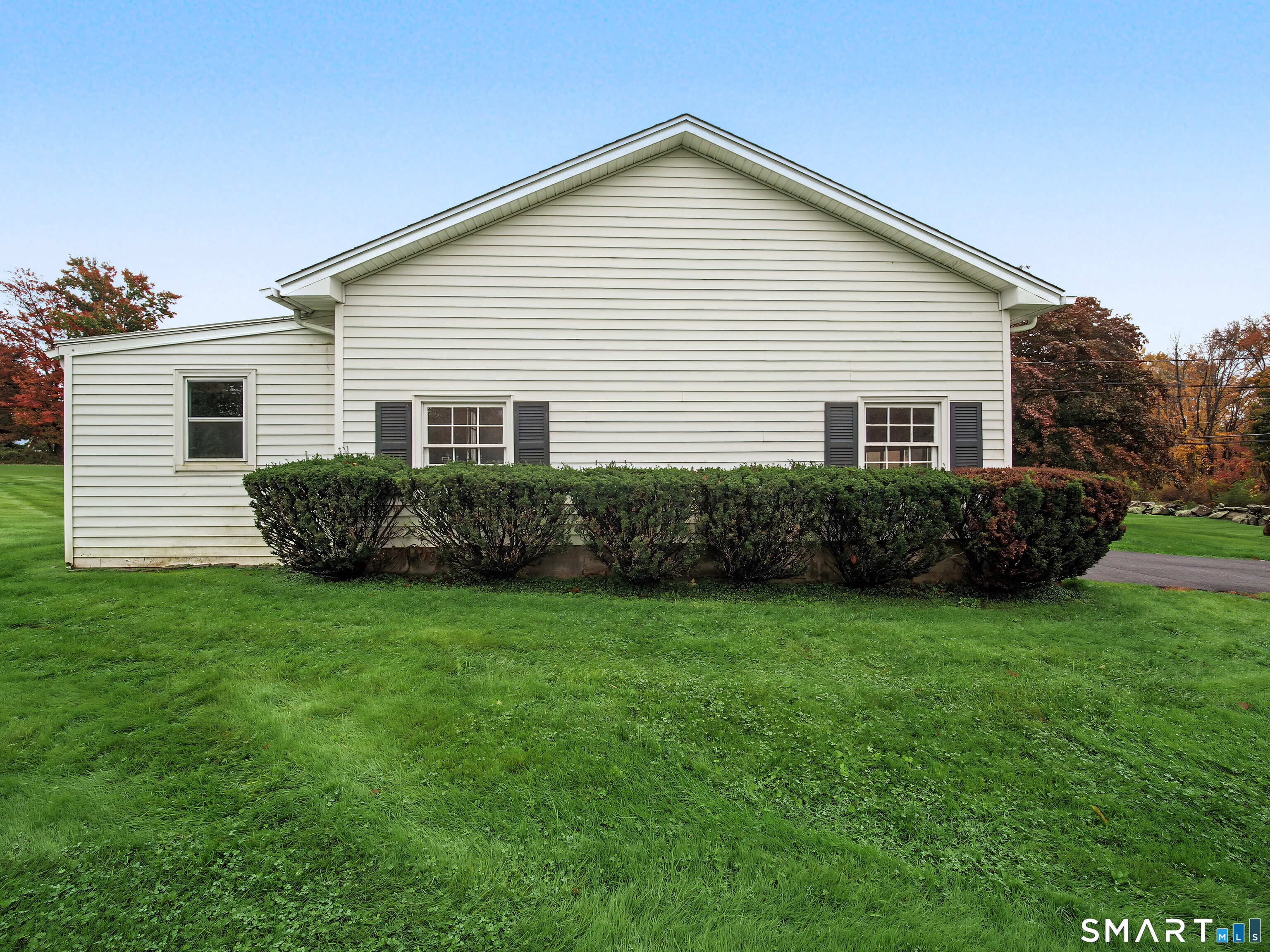 65 Barnum photo 24