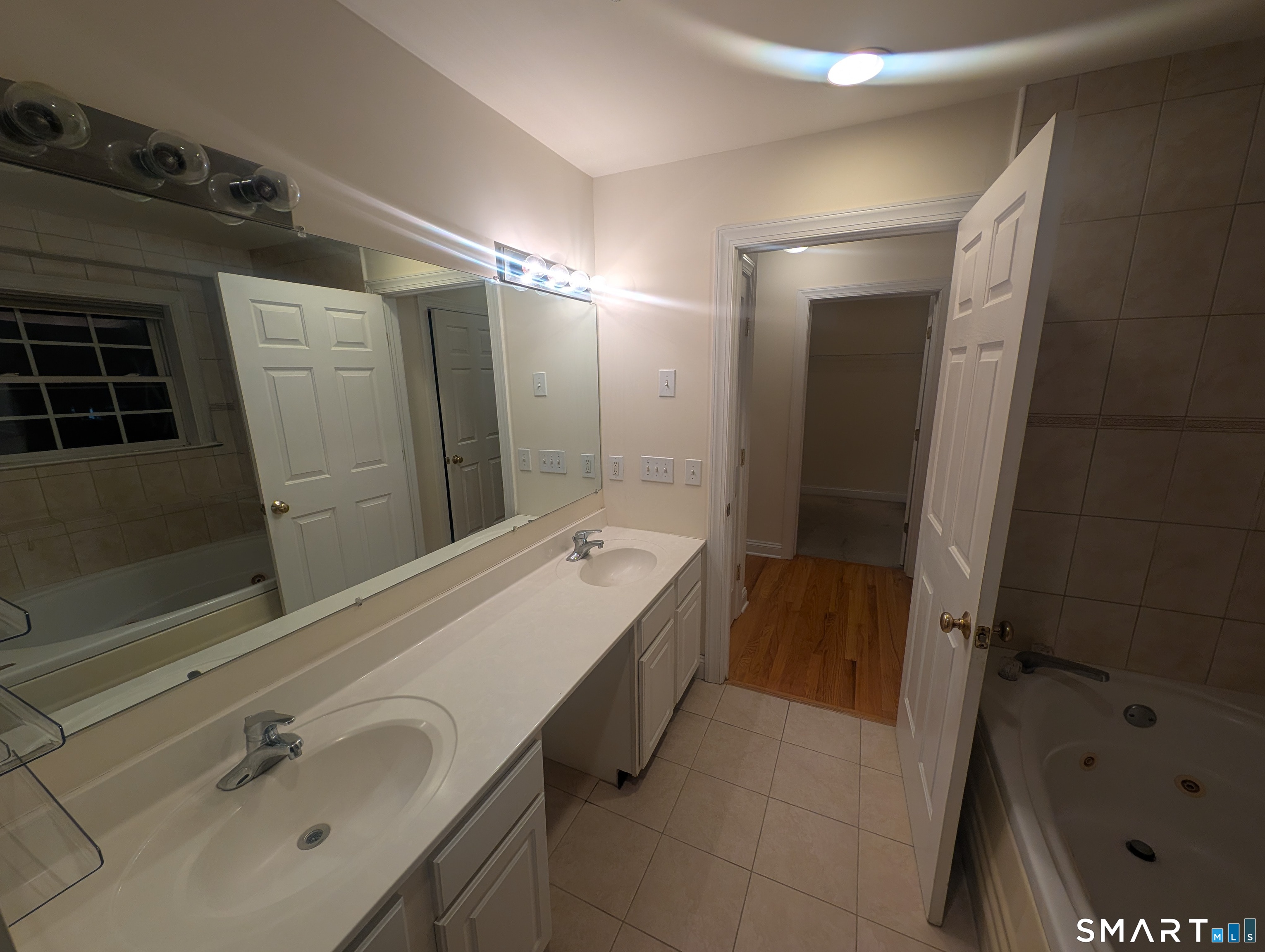 205 Hope Street, Unit 4 — photo 6