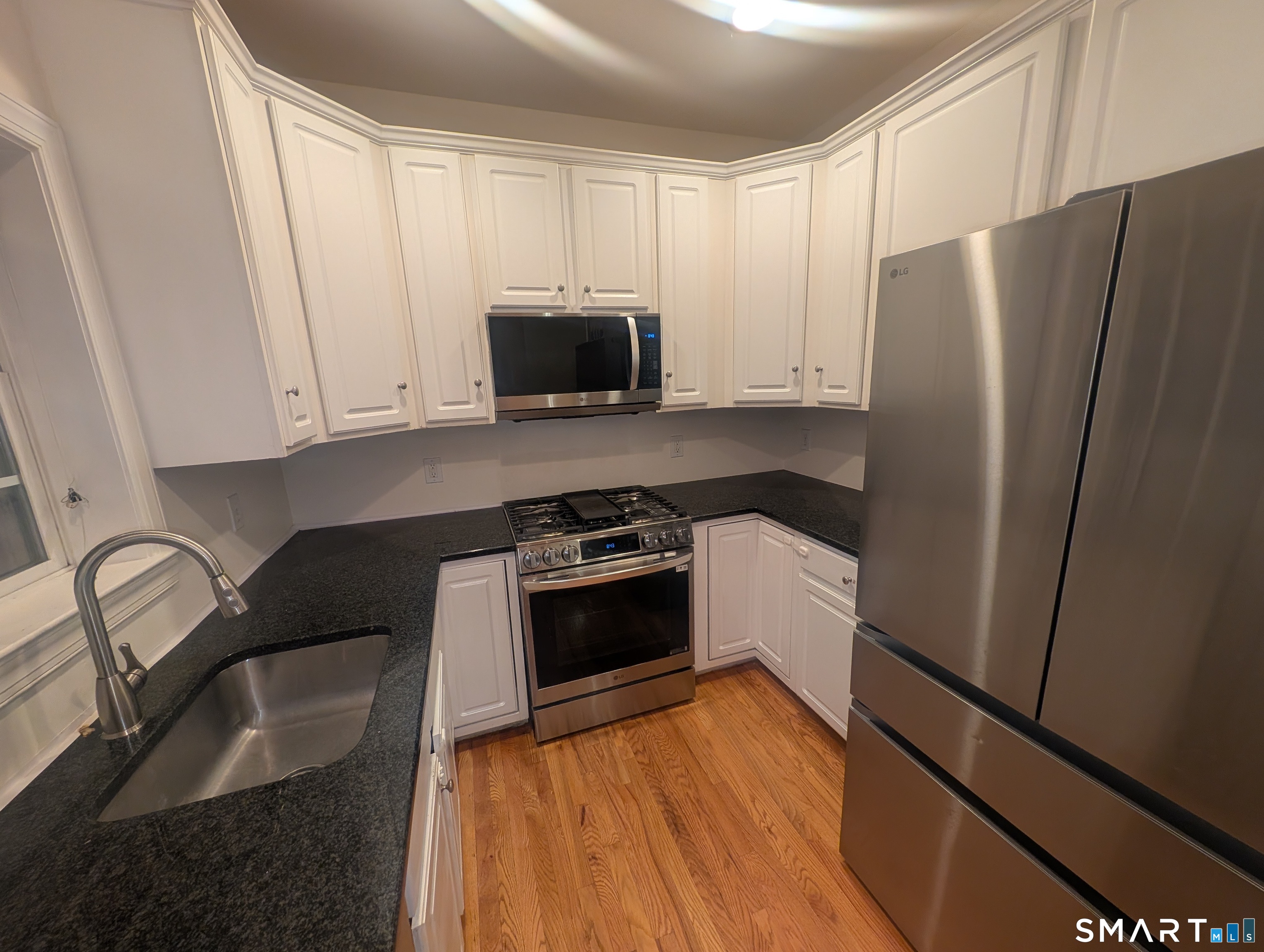 205 Hope Street, Unit 4 — photo 14