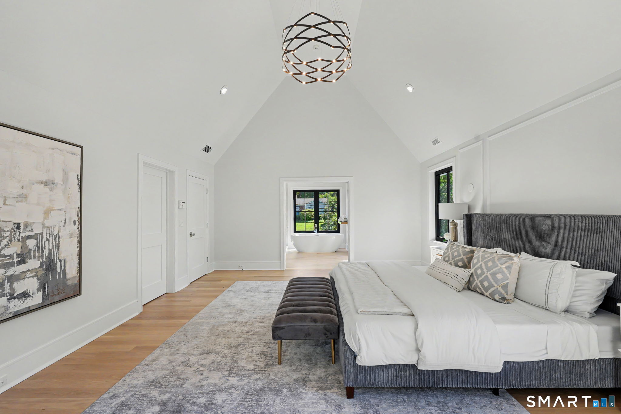8 Somerset photo 18
