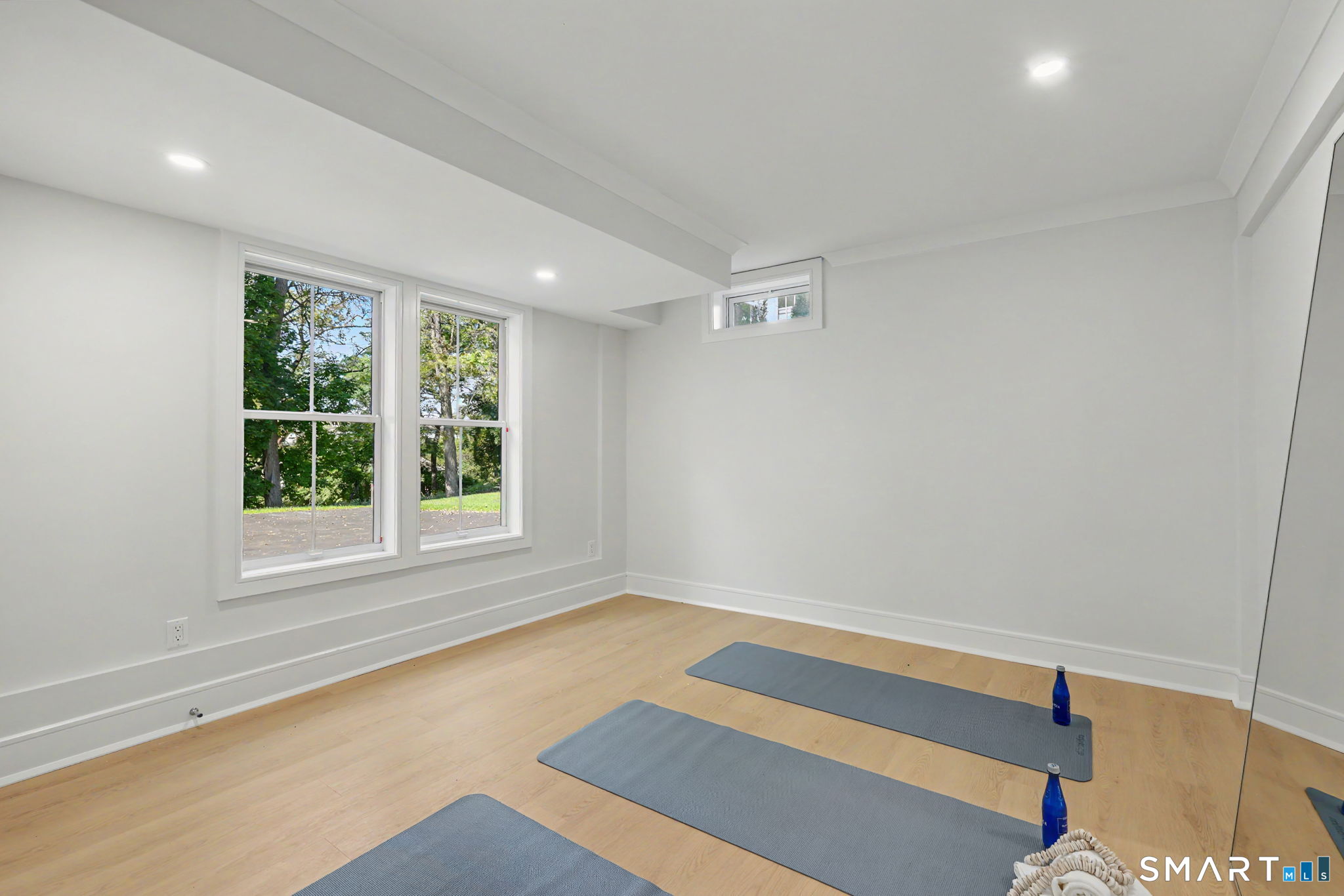 8 Somerset Lane — photo 30