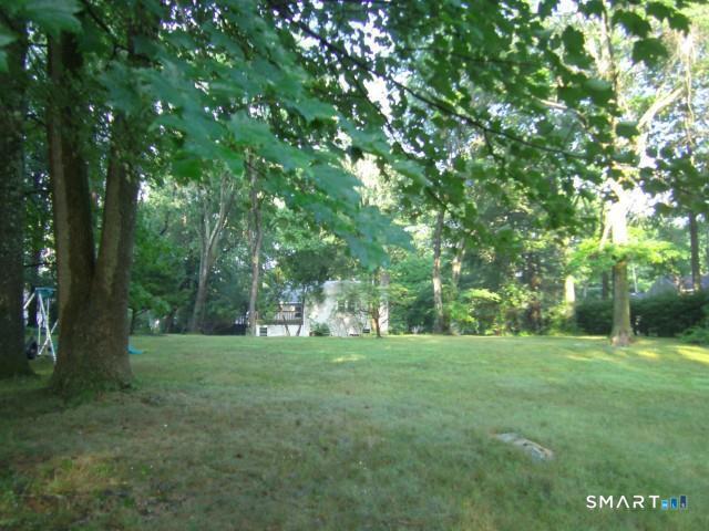 Foto 3 de Casa en renta en 407 West Hill Road, Stamford, CT — $6,700/mes