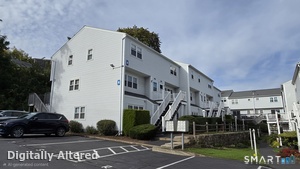 29 Van Buren Avenue, Unit H4