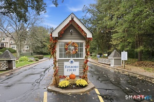 914 Foxboro Drive
