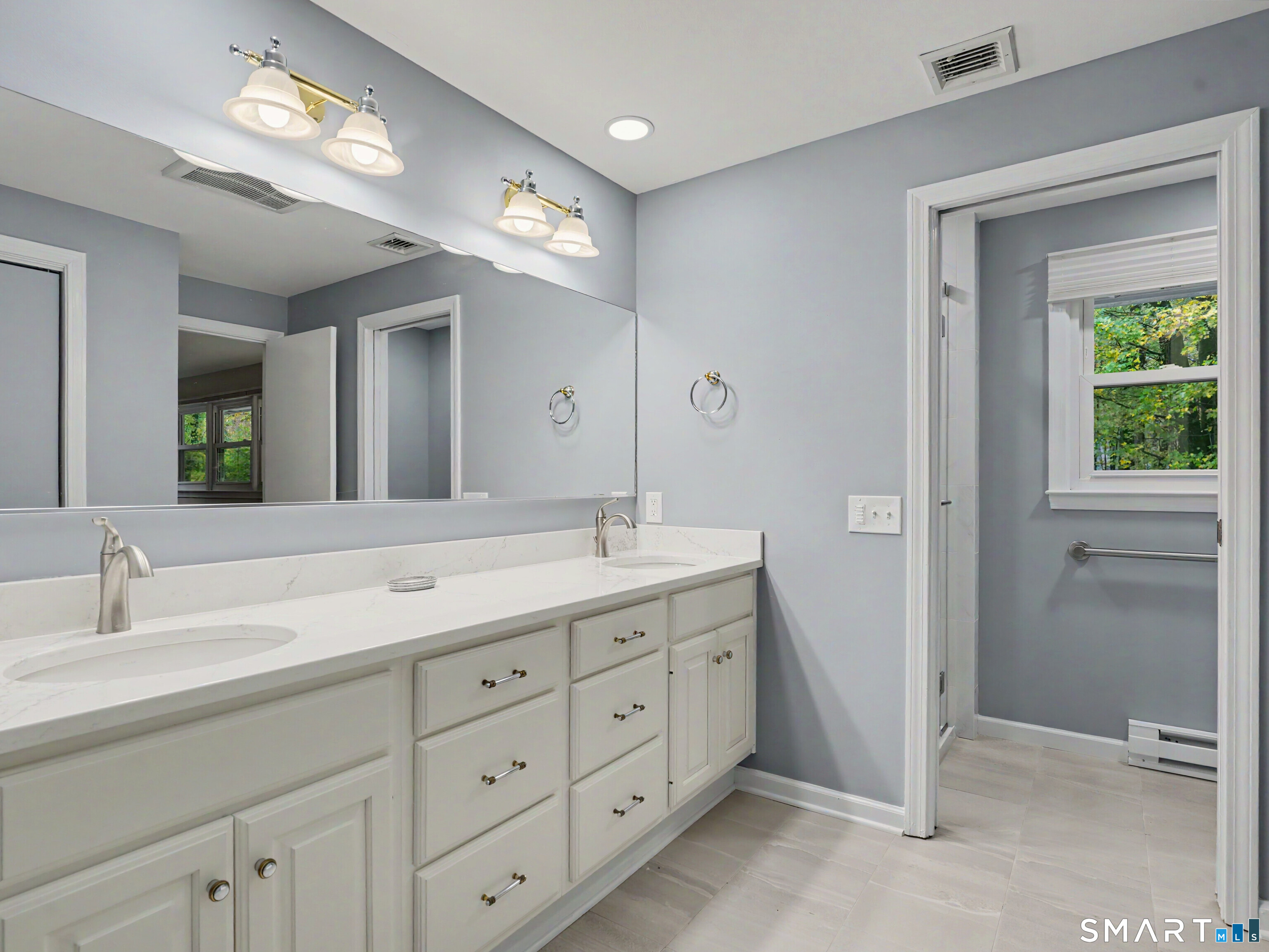 22 Maple Vale Drive photo 28