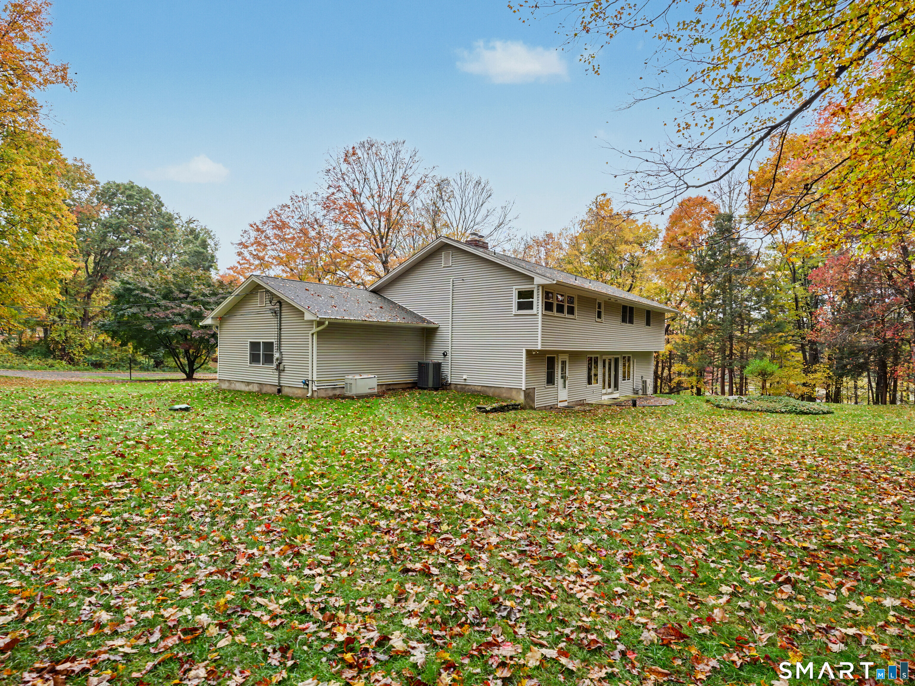 22 Maple Vale Drive photo 36