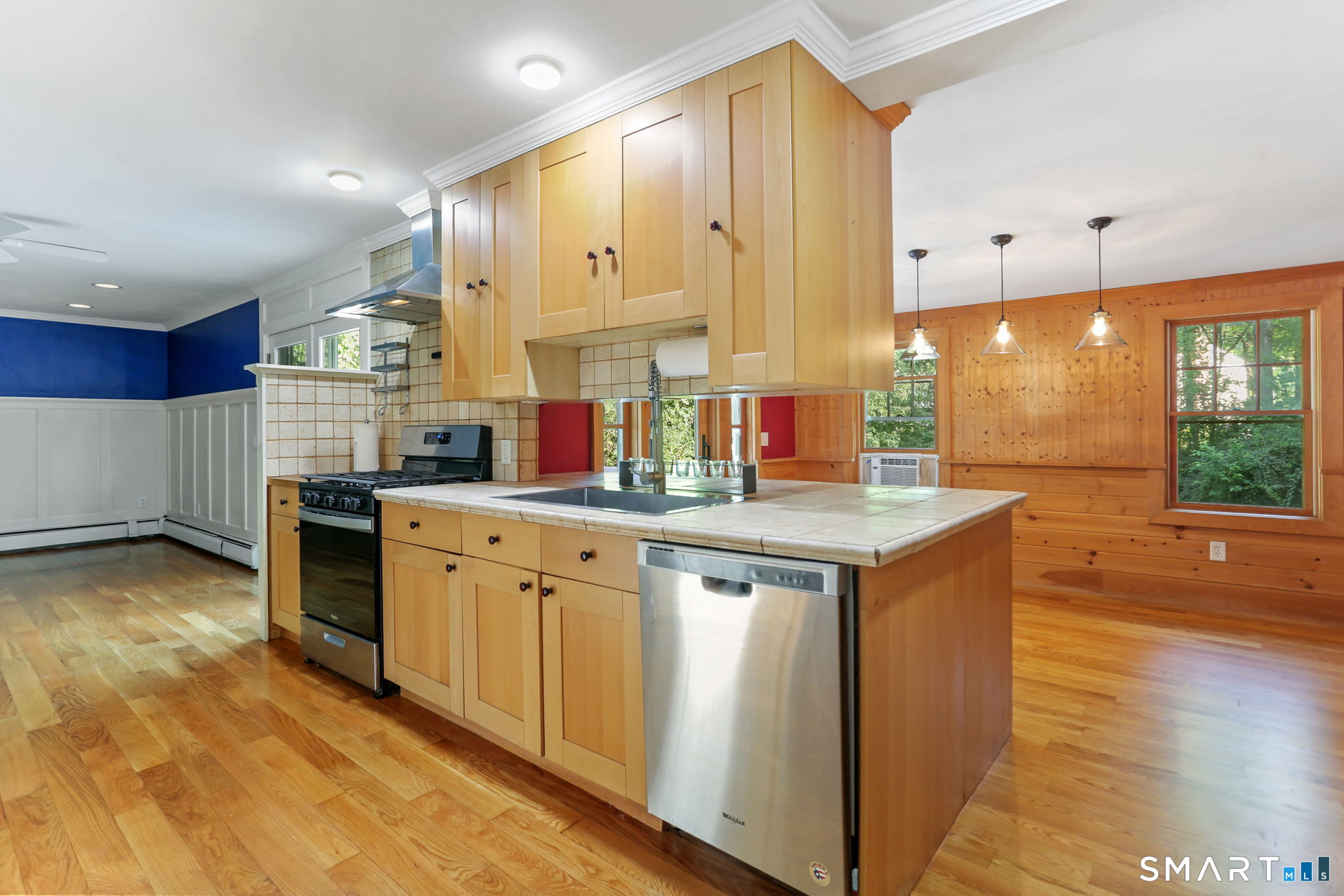 40 Emerson Street — photo 14
