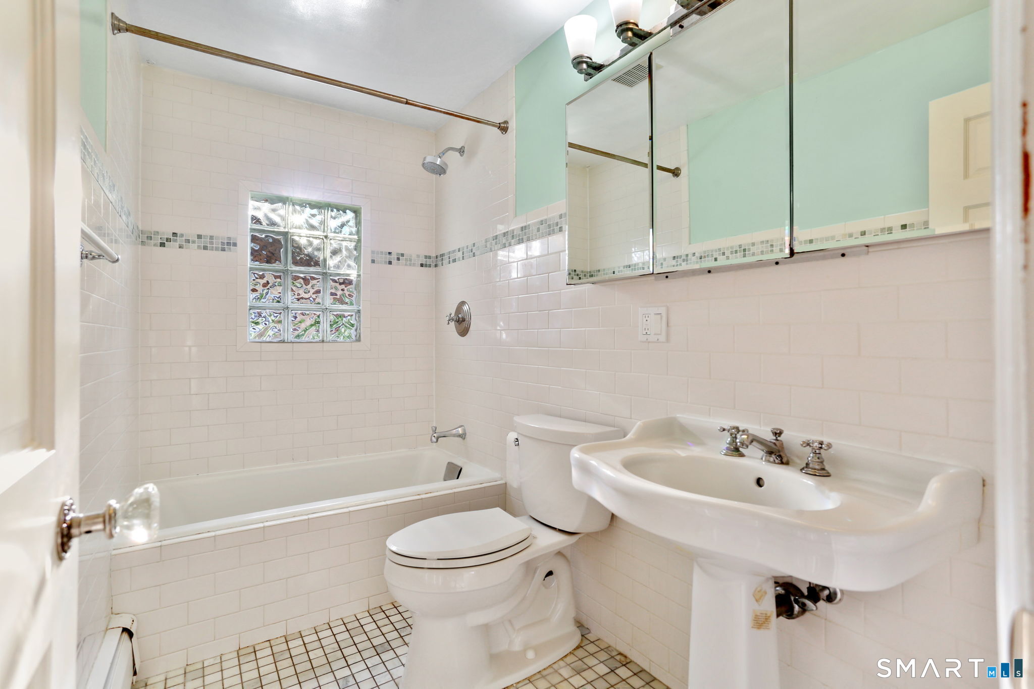 40 Emerson Street — photo 18