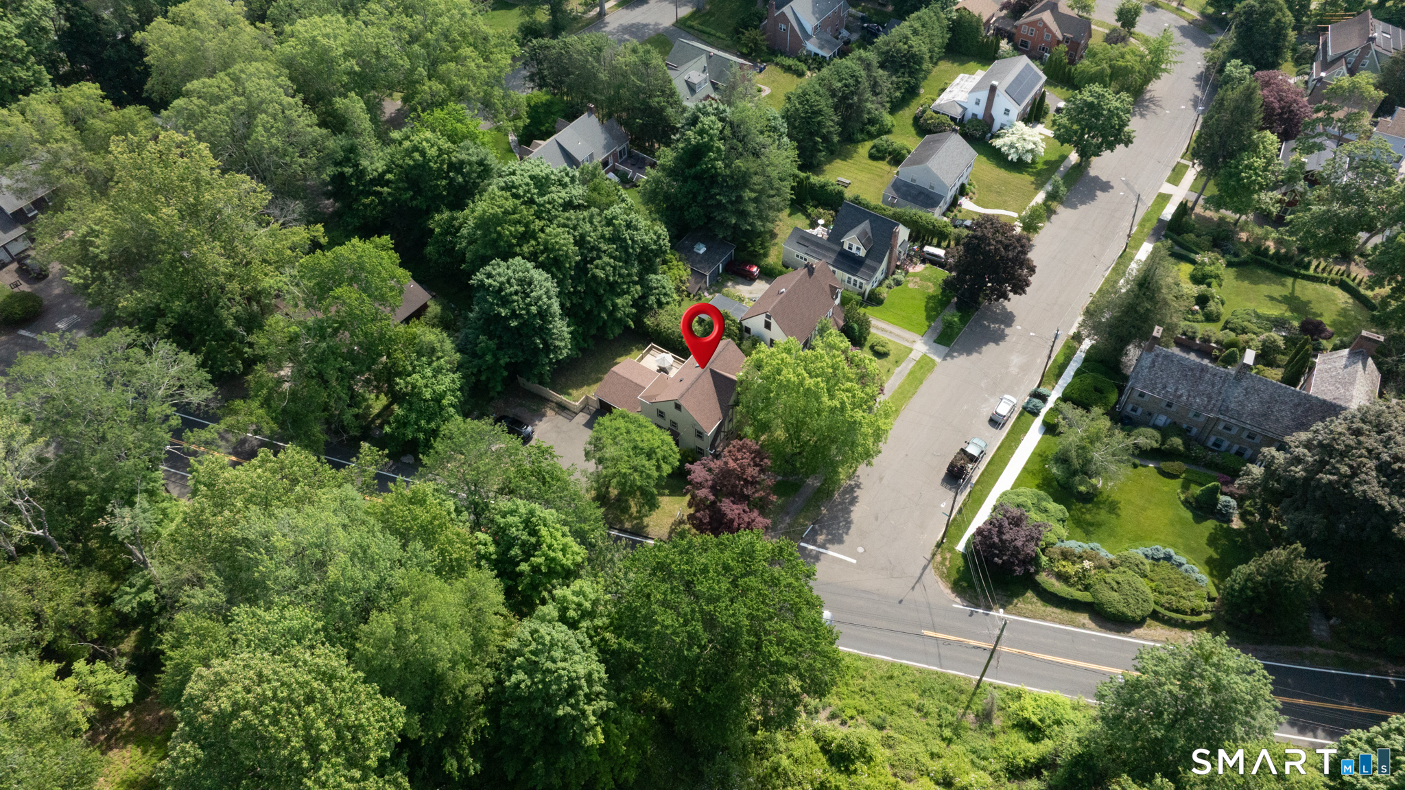 127 Roger Road photo 37