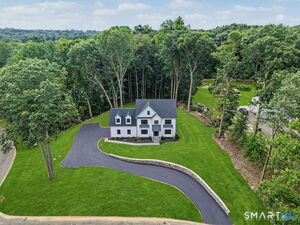 18 Timberlane, Trumbull