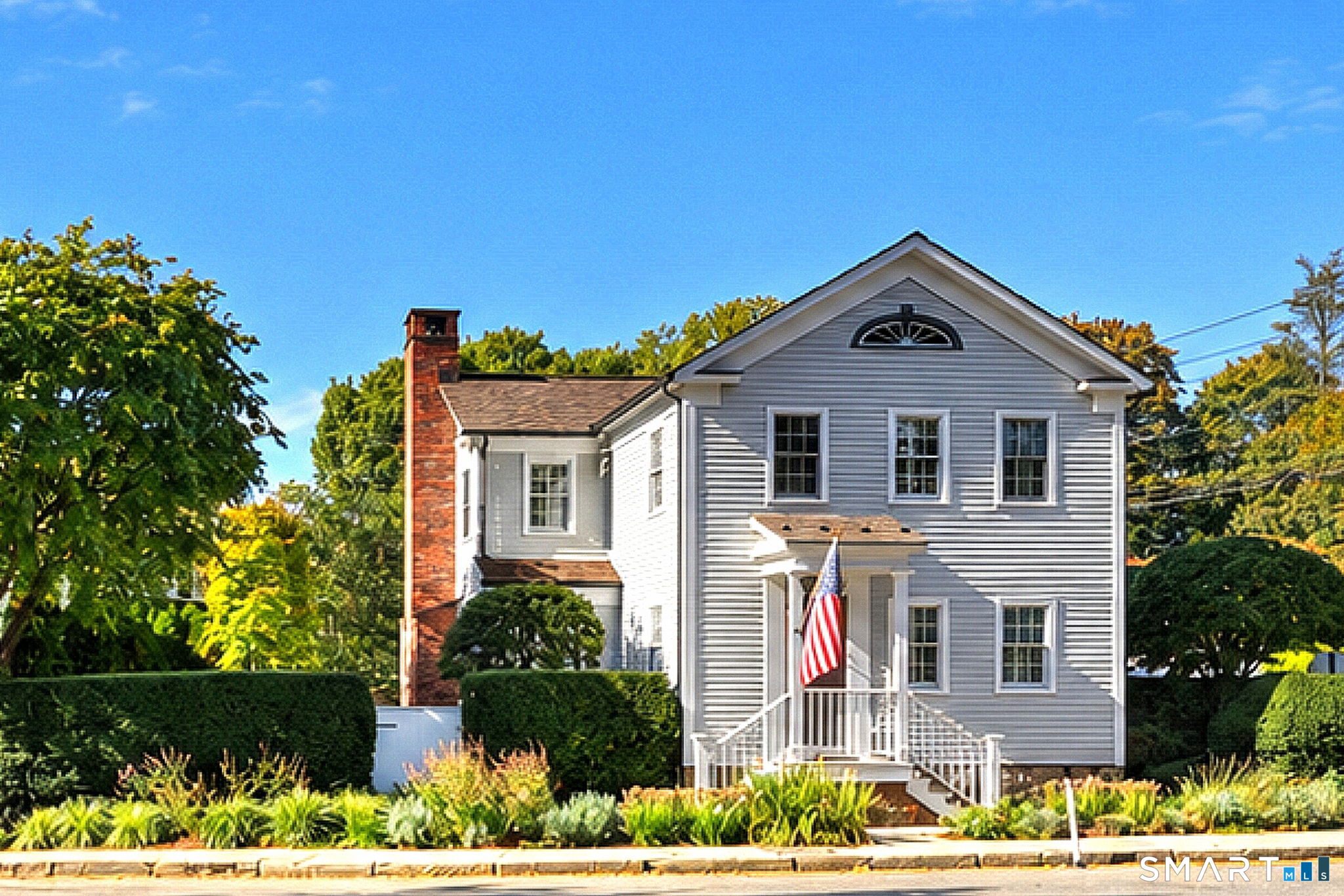 448 Pequot Avenue