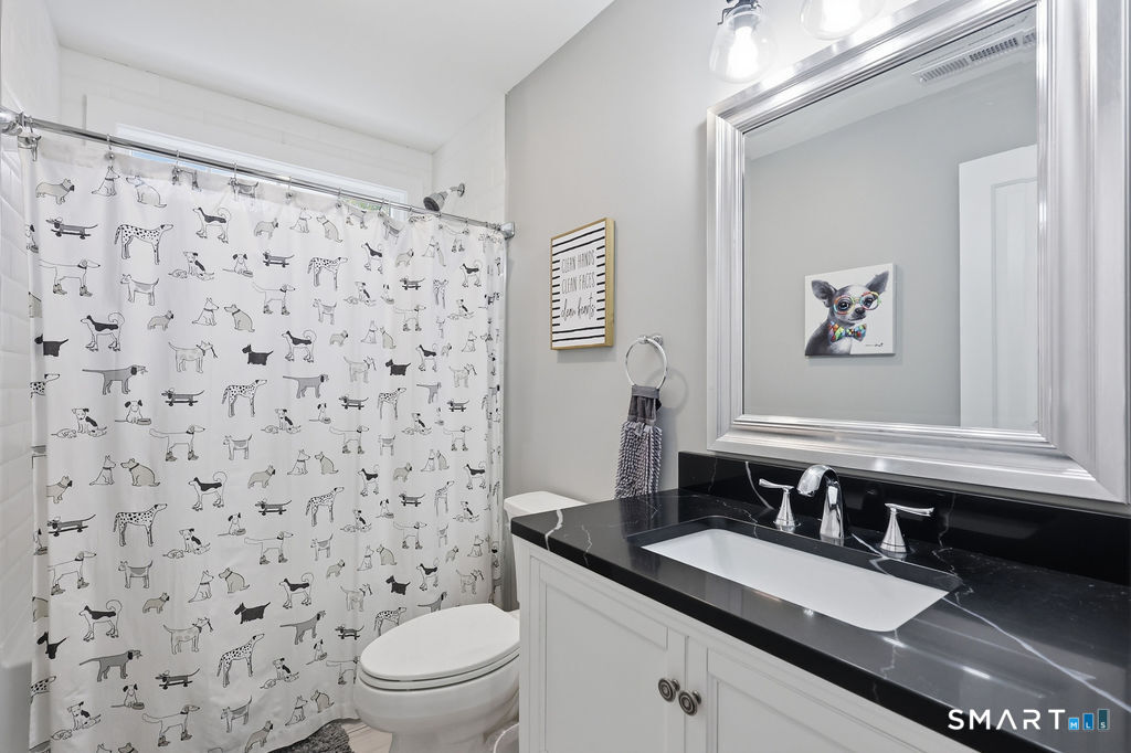 11 Fairlawn Street photo 14