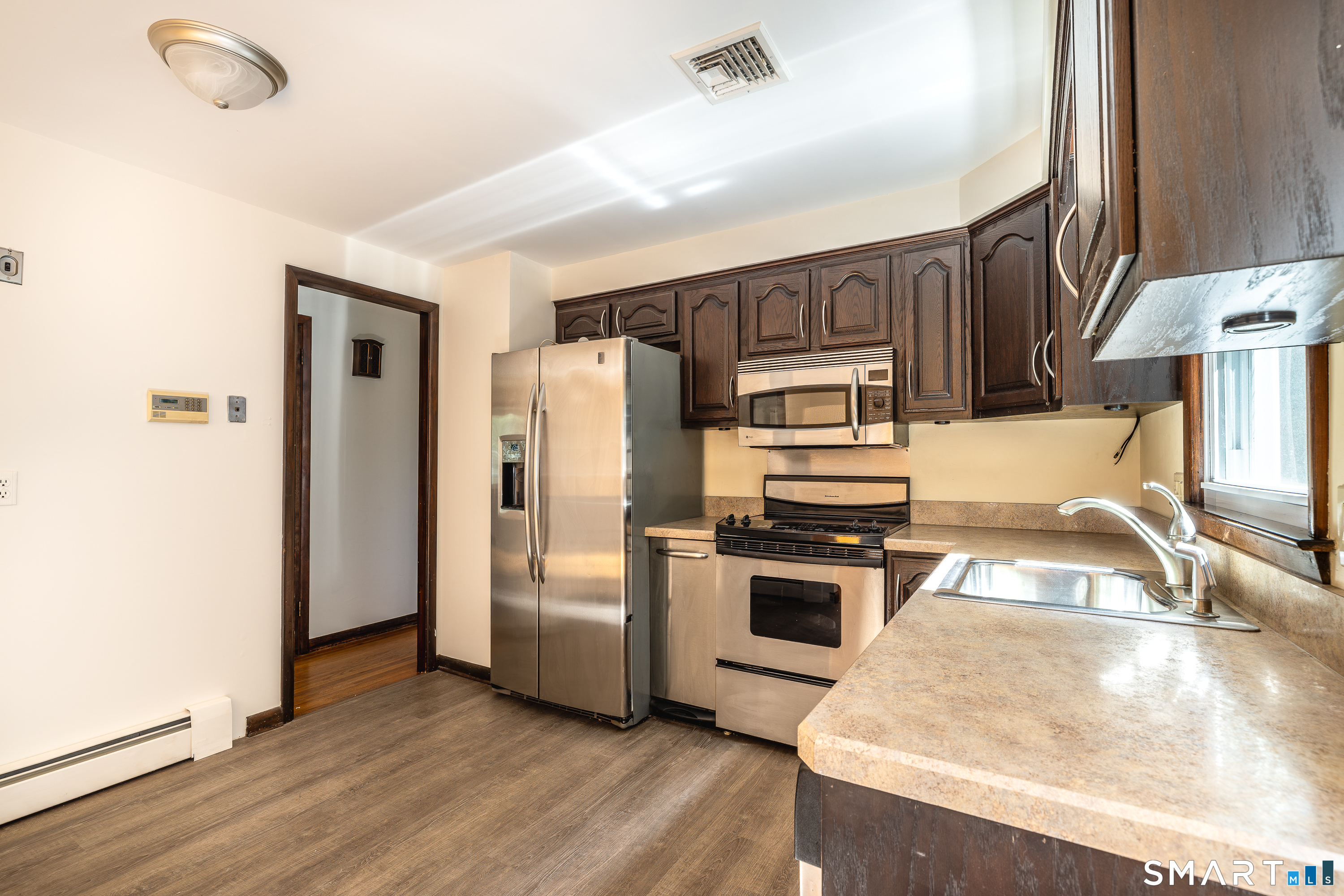 121 Longfellow photo 10