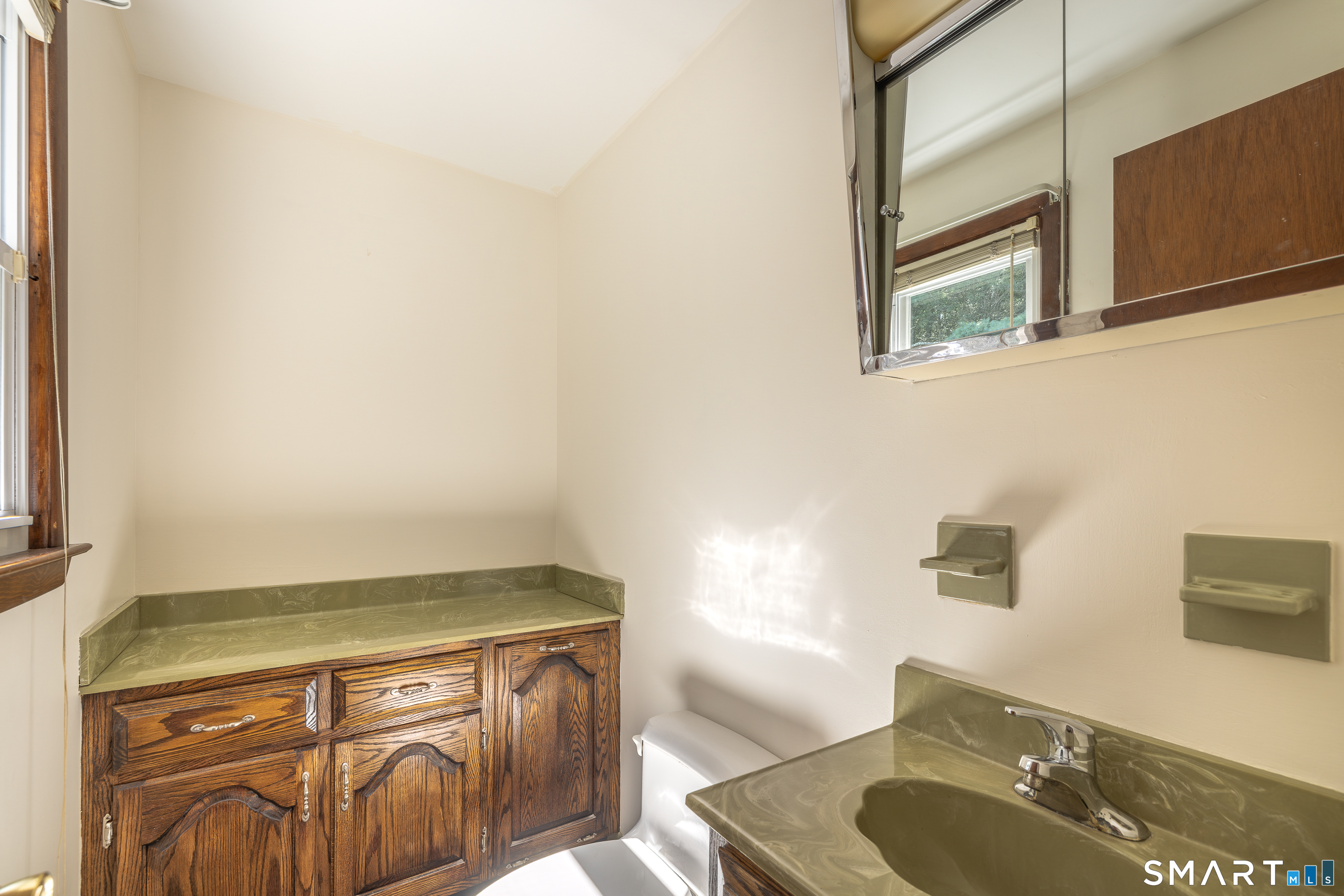 121 Longfellow photo 16