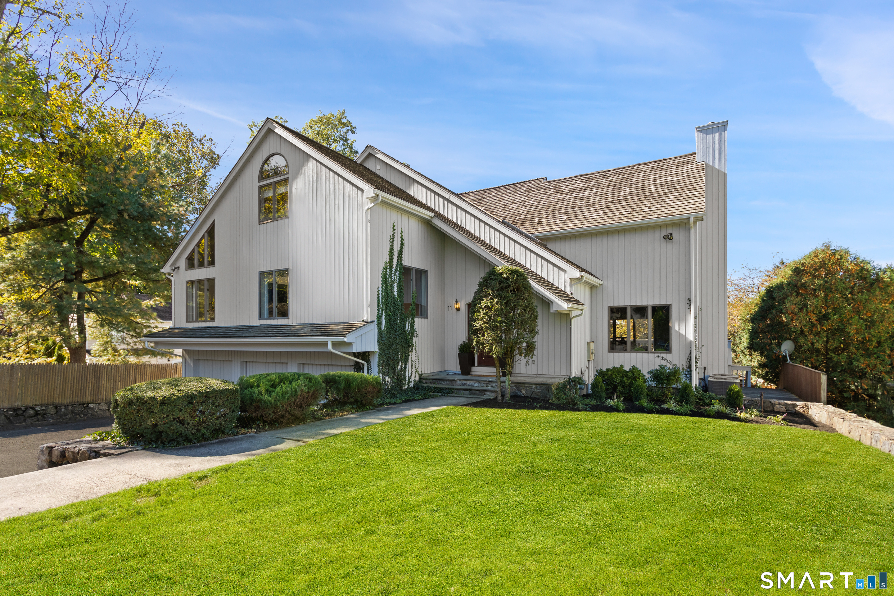 11 Revonah Circle South