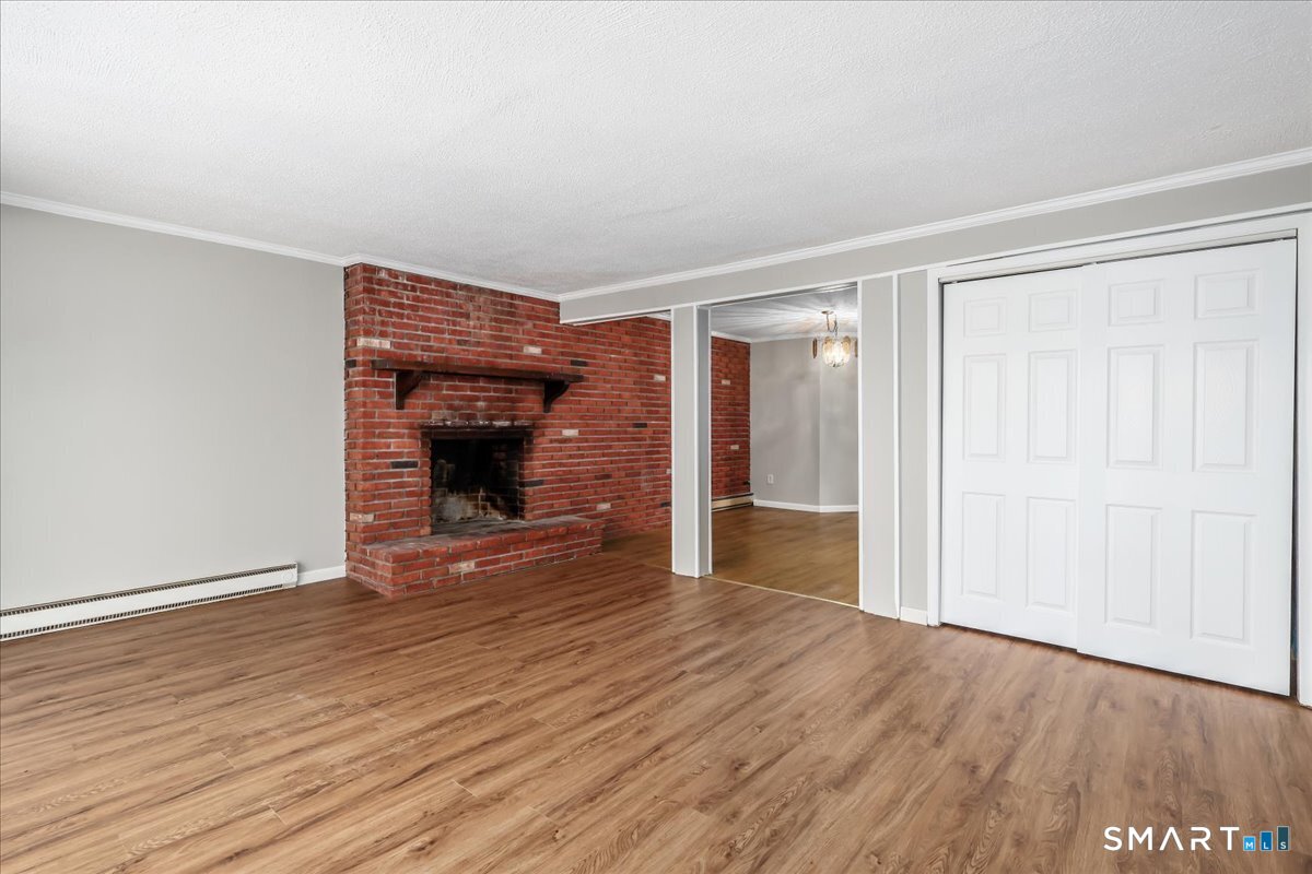 40 Candlewood Lake, Unit 4 photo 3