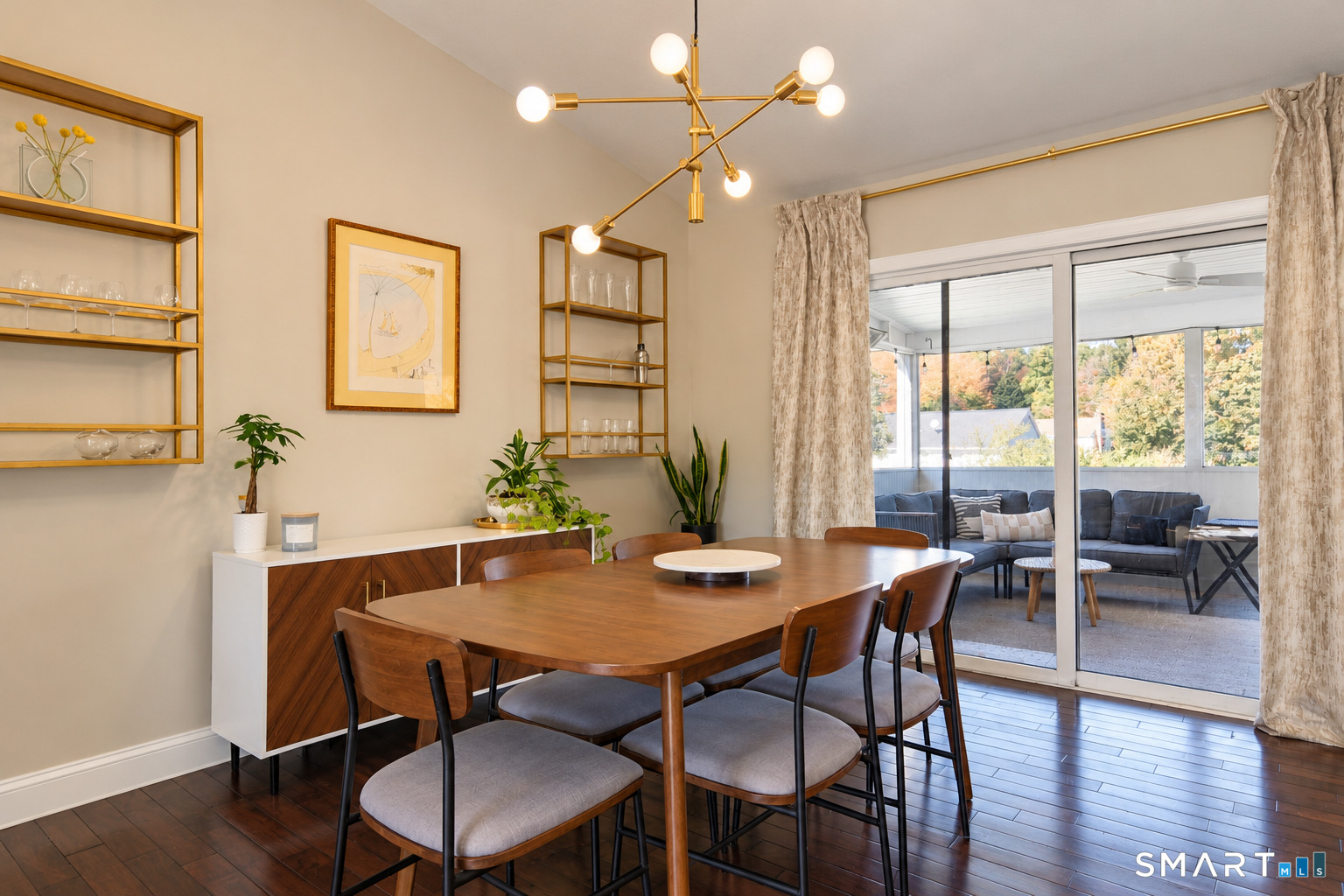 9 Lawrence Street photo 15