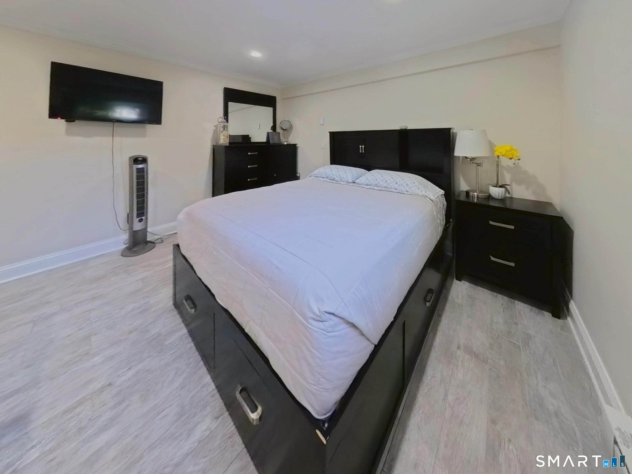 1307 Hope Street, Unit A1 — photo 29