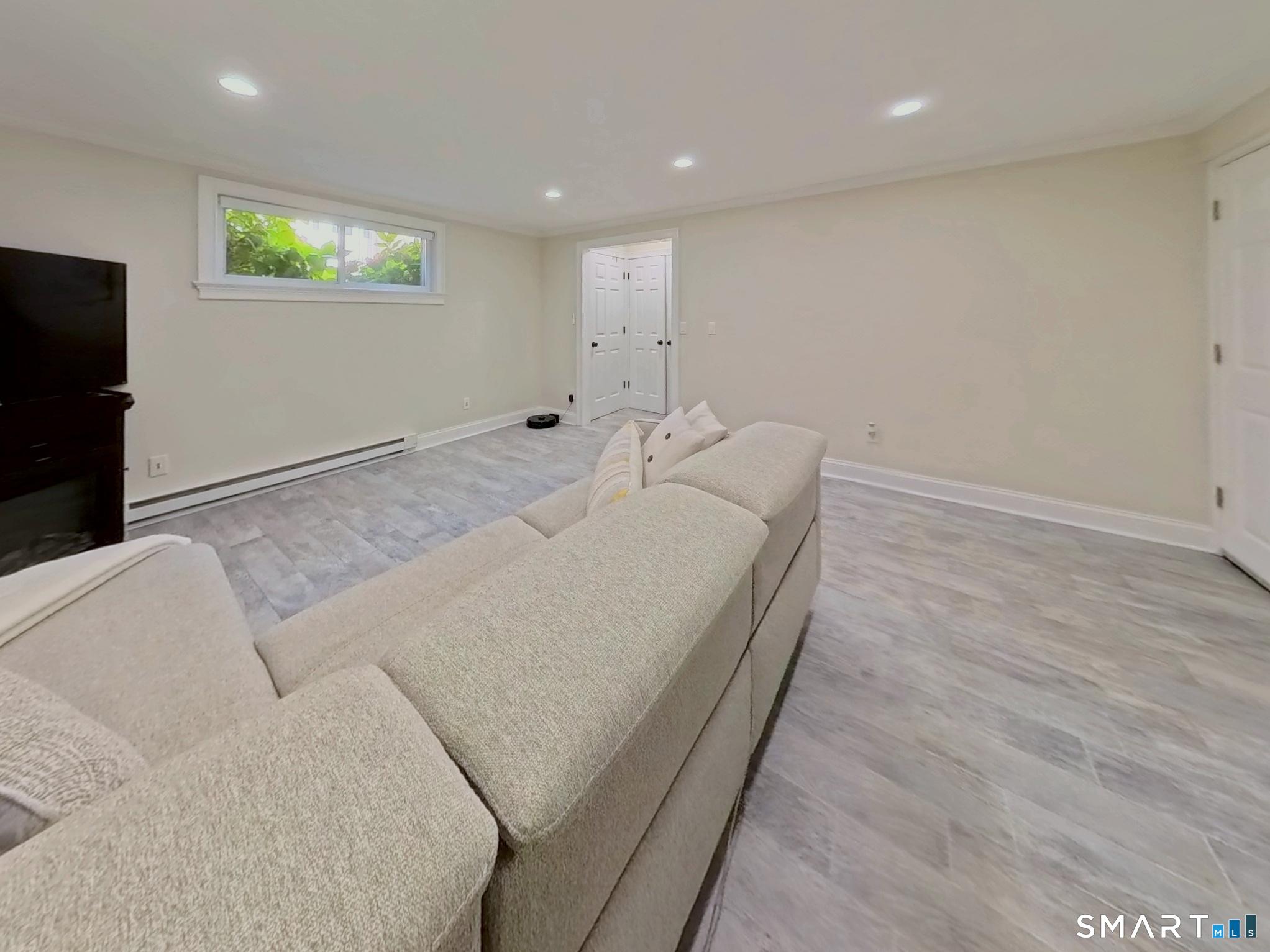 1307 Hope Street, Unit A1 — photo 26