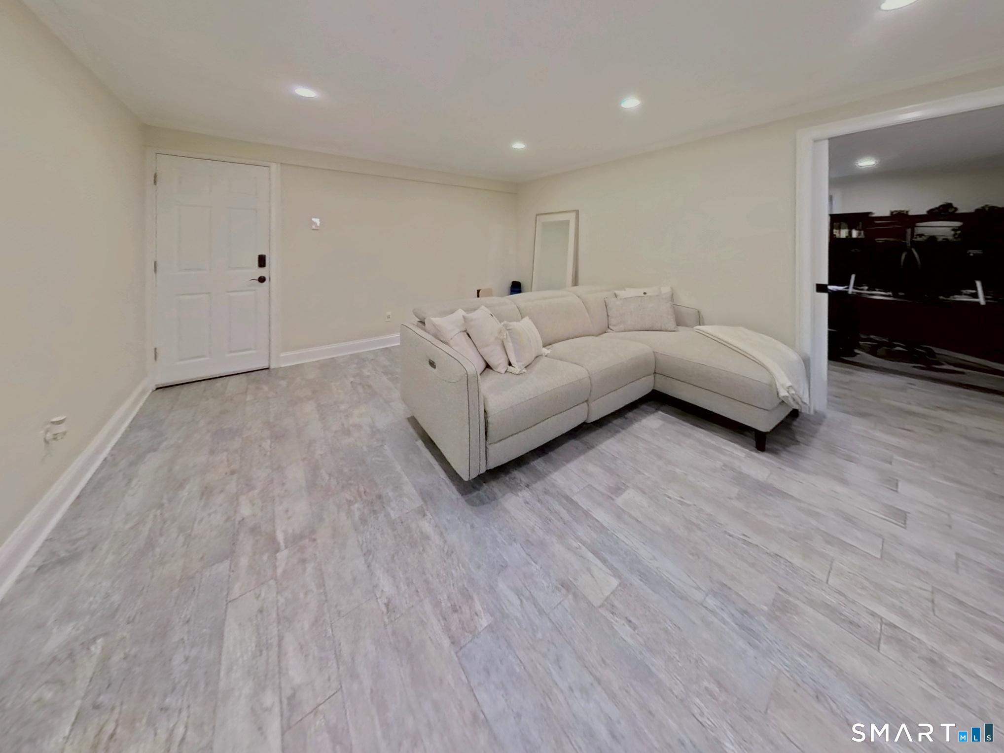 1307 Hope Street, Unit A1 — photo 23