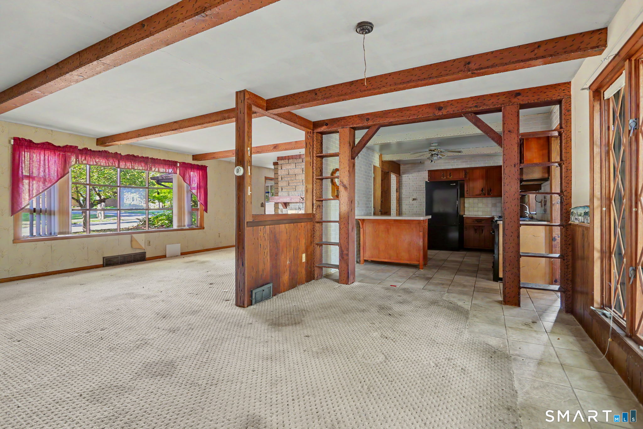 1746 Huntington Road photo 10