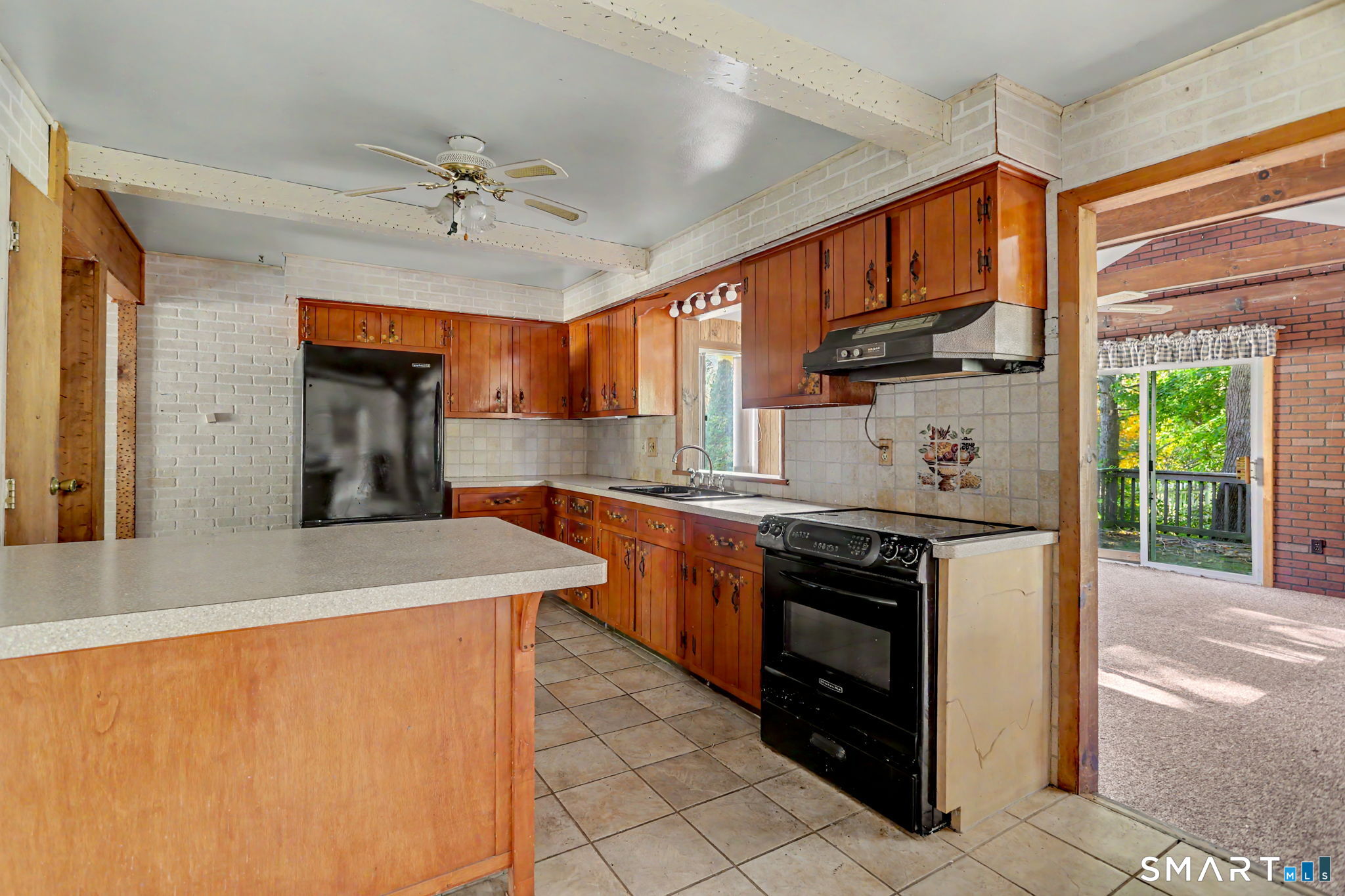 1746 Huntington Road photo 14