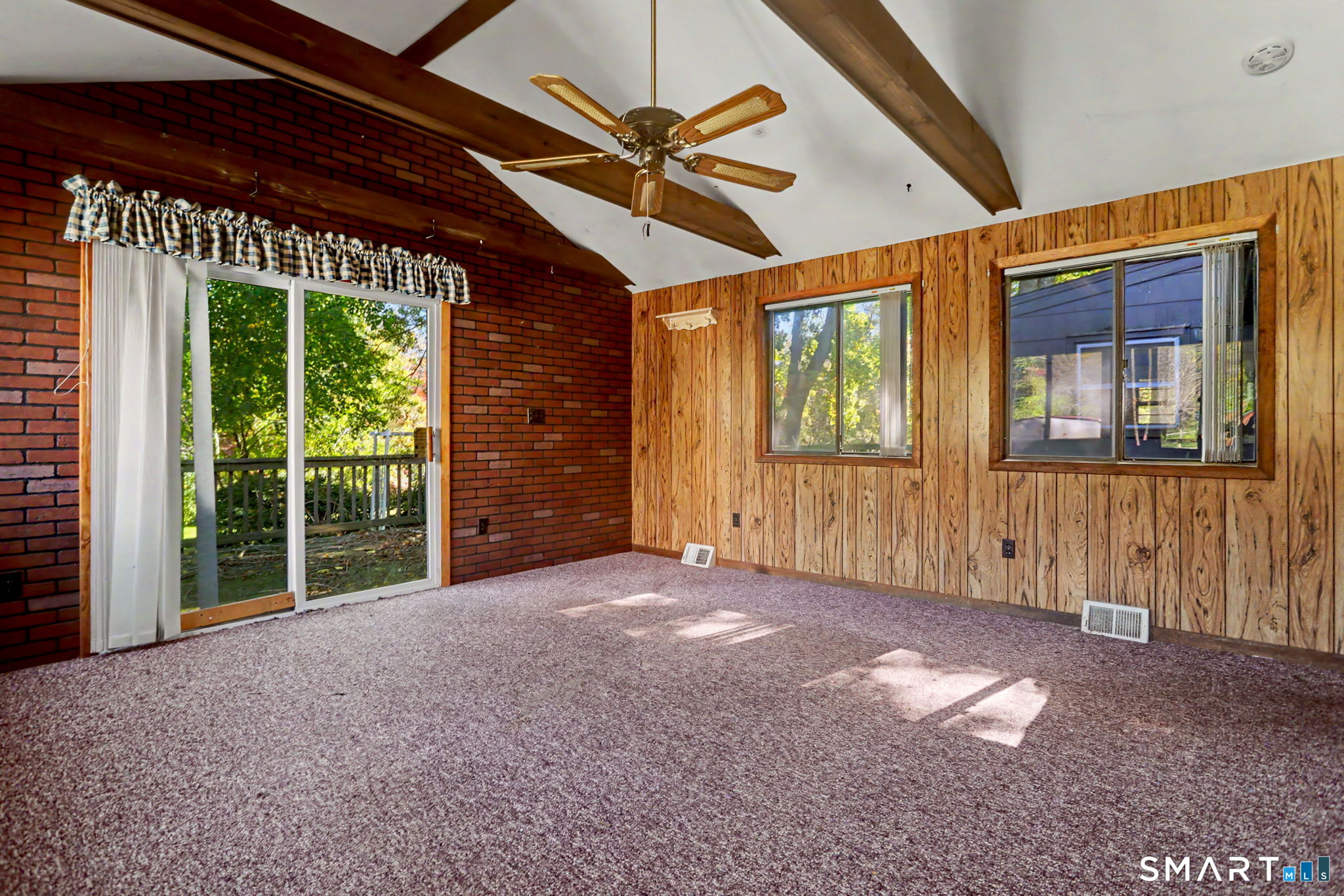 1746 Huntington Road photo 17