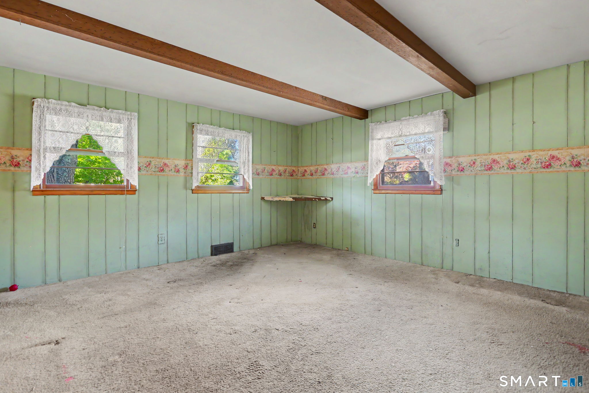 1746 Huntington Road photo 21