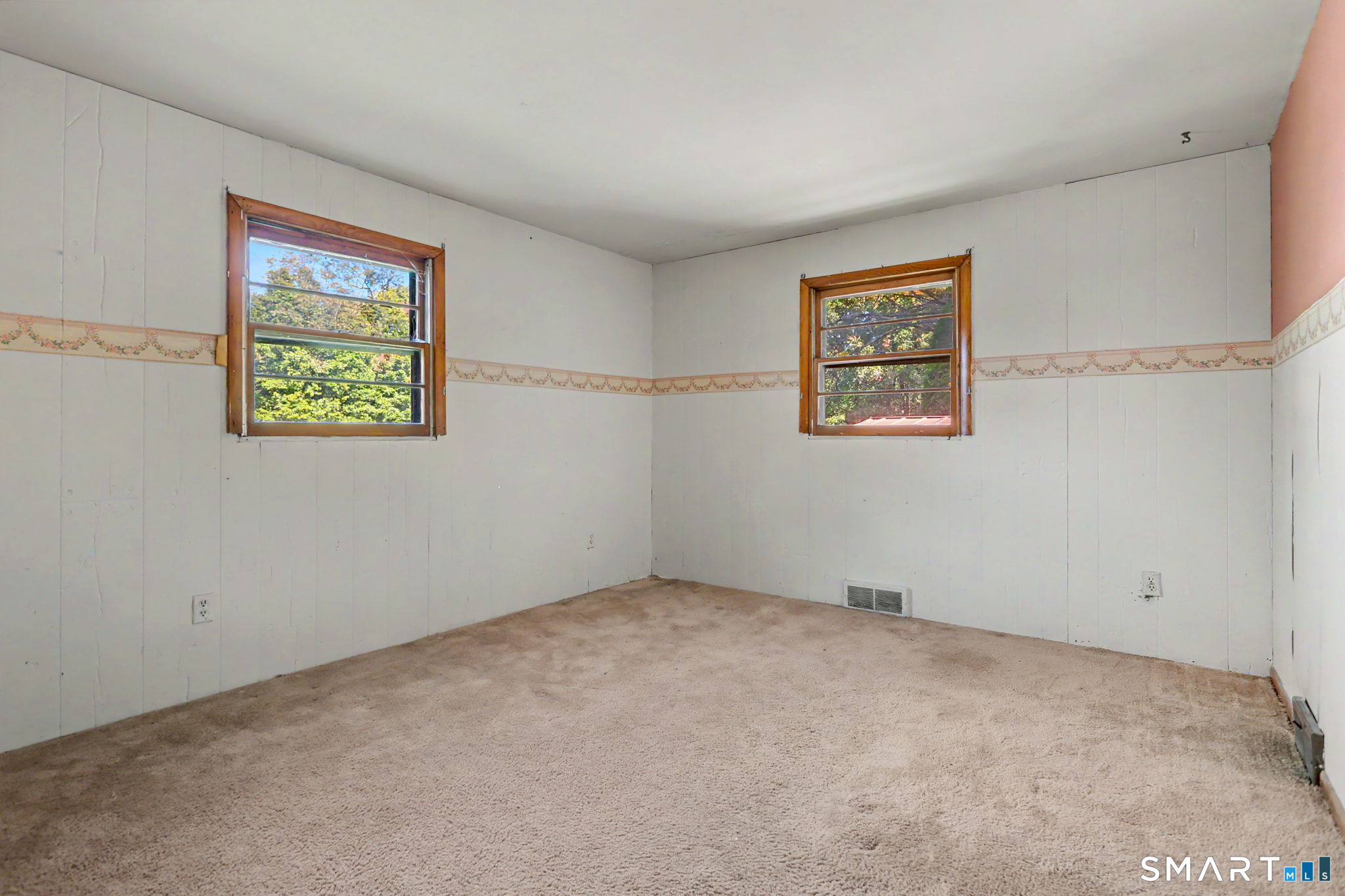 1746 Huntington Road photo 25