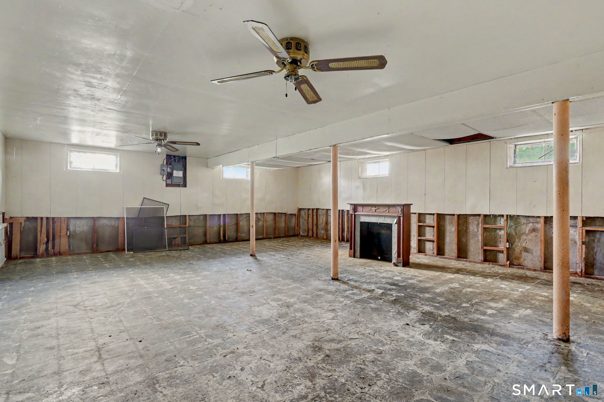 1746 Huntington Road photo 26