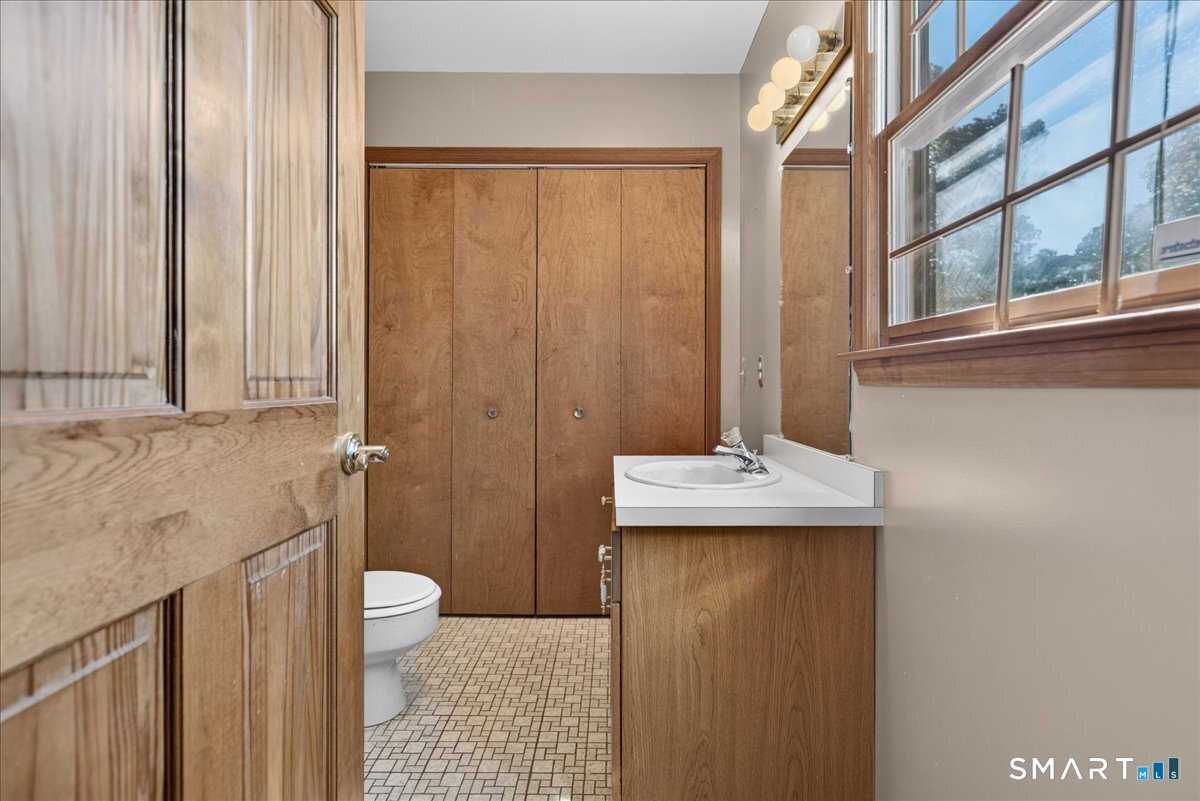 7 Oakledge Circle — photo 32