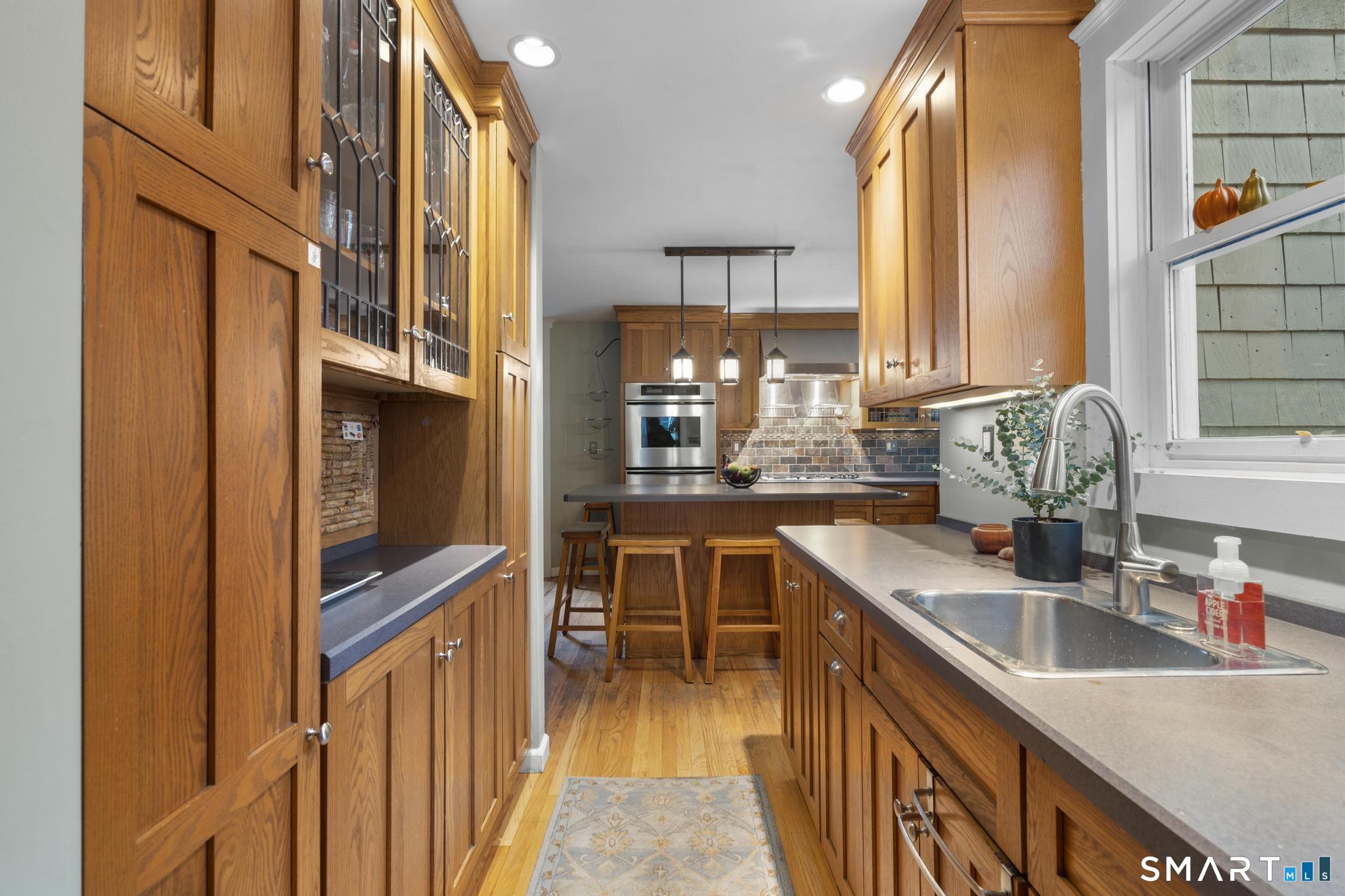 147 Alden Avenue photo 13