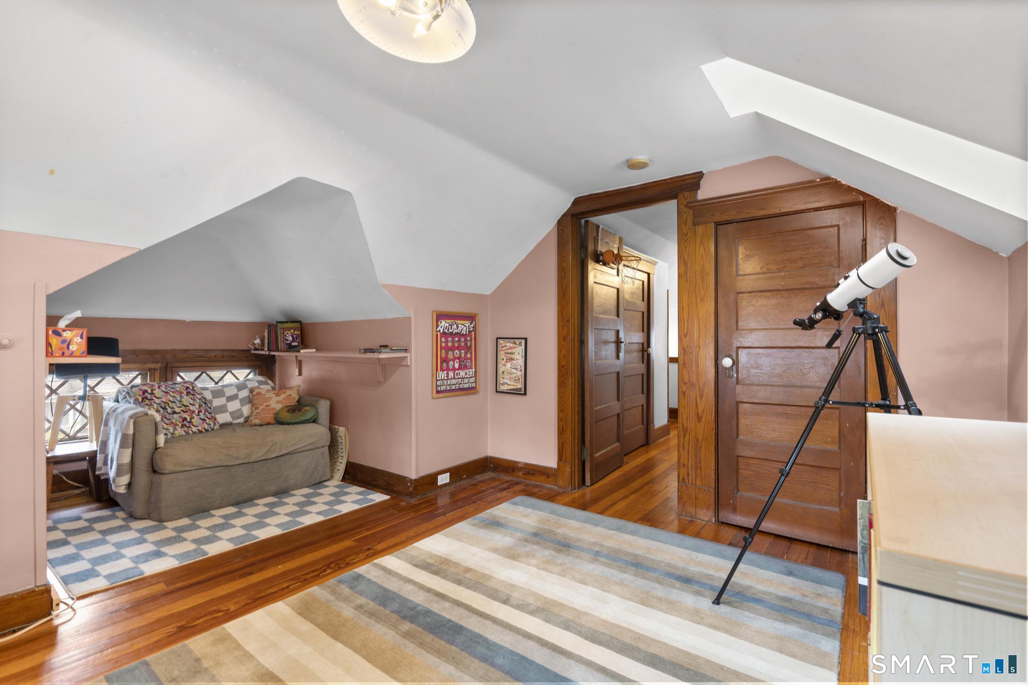 147 Alden Avenue photo 29
