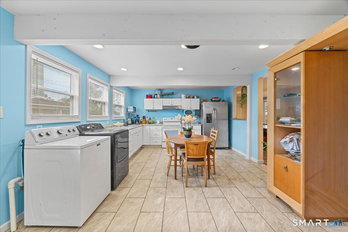78 Clover Street photo 13