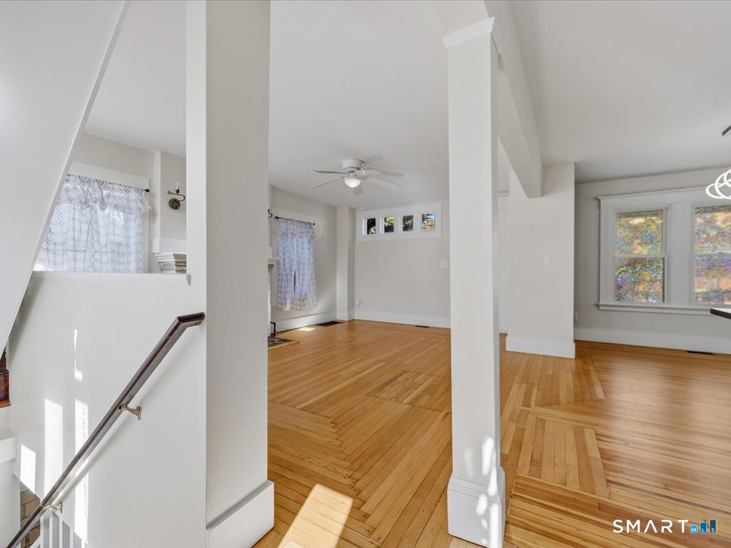 41 Florence Avenue photo 17