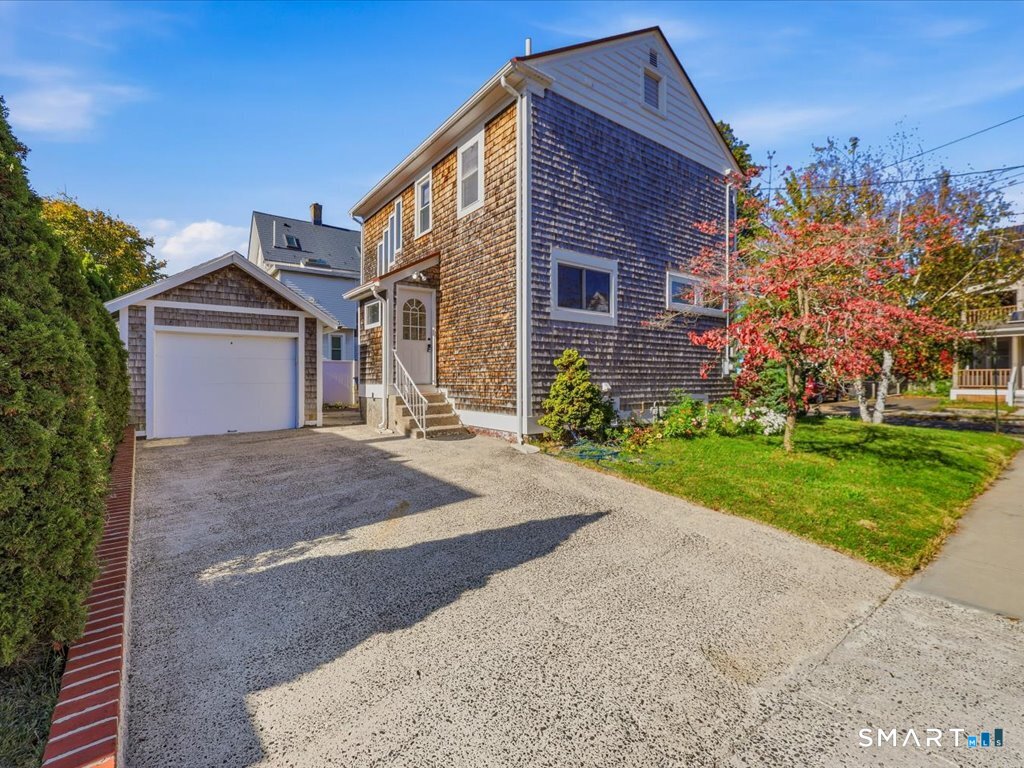 41 Florence Avenue photo 30