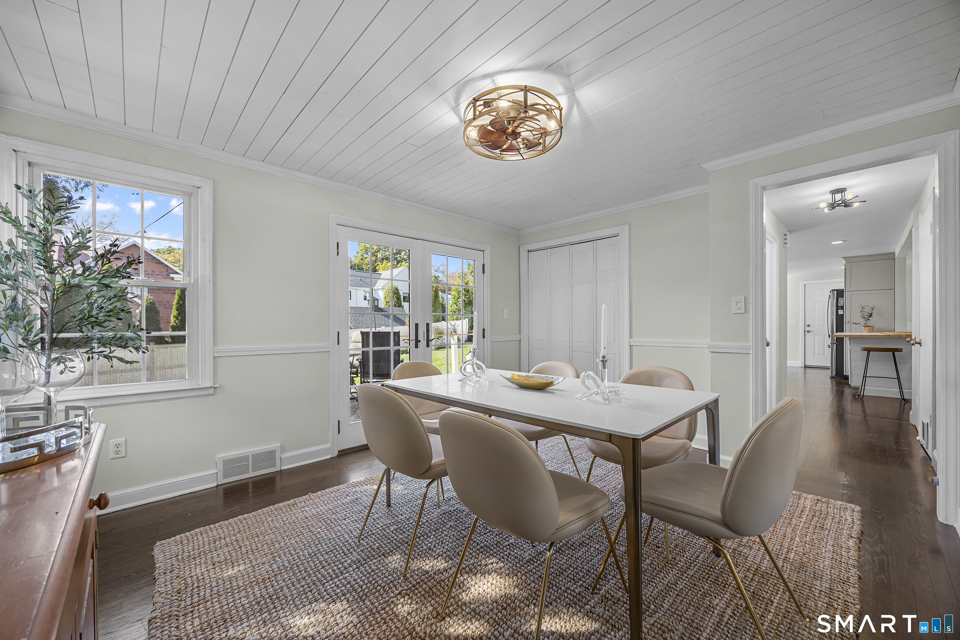 125 University Drive — photo 18