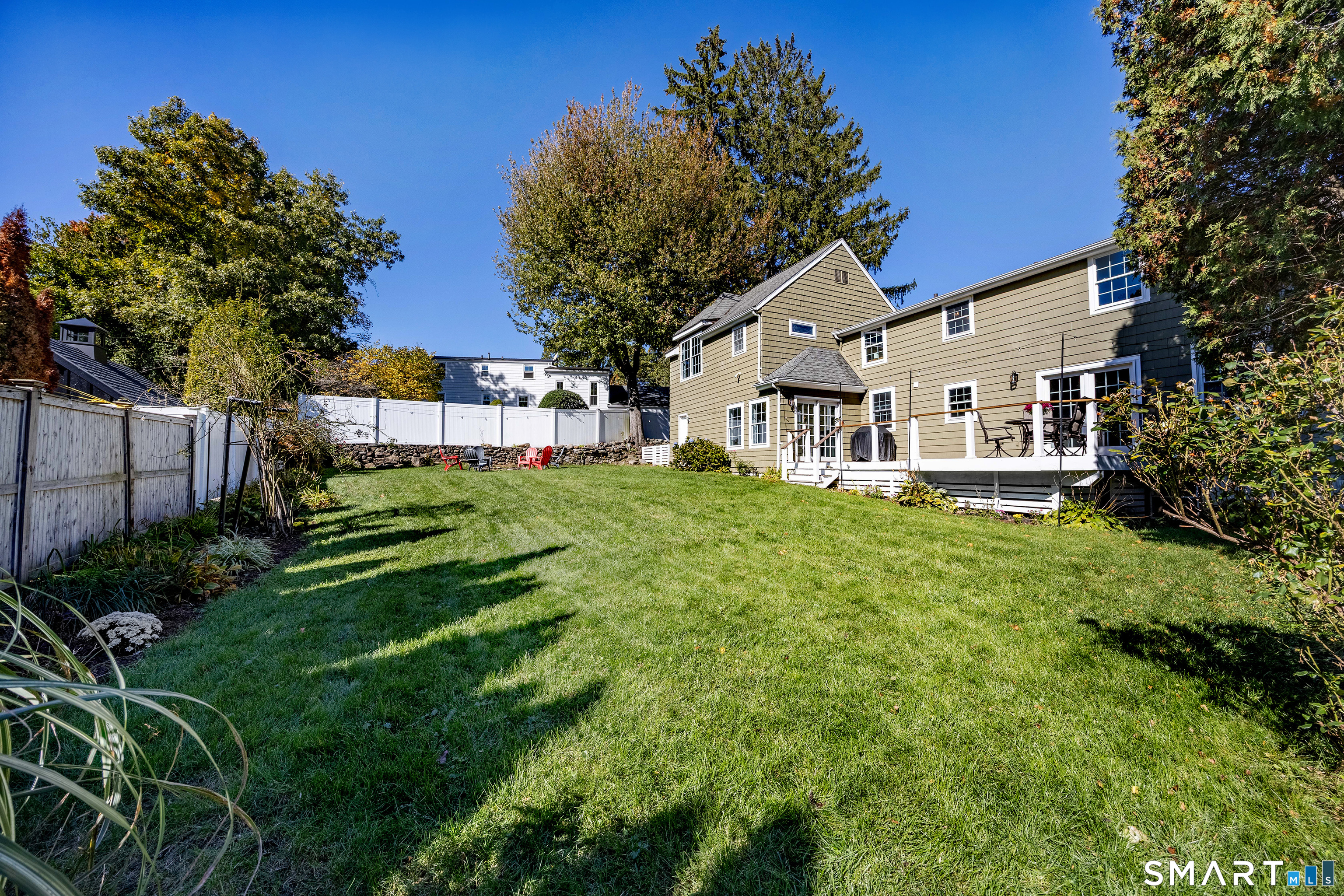 125 University Drive — photo 29