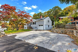 109 Saint Charles Avenue
