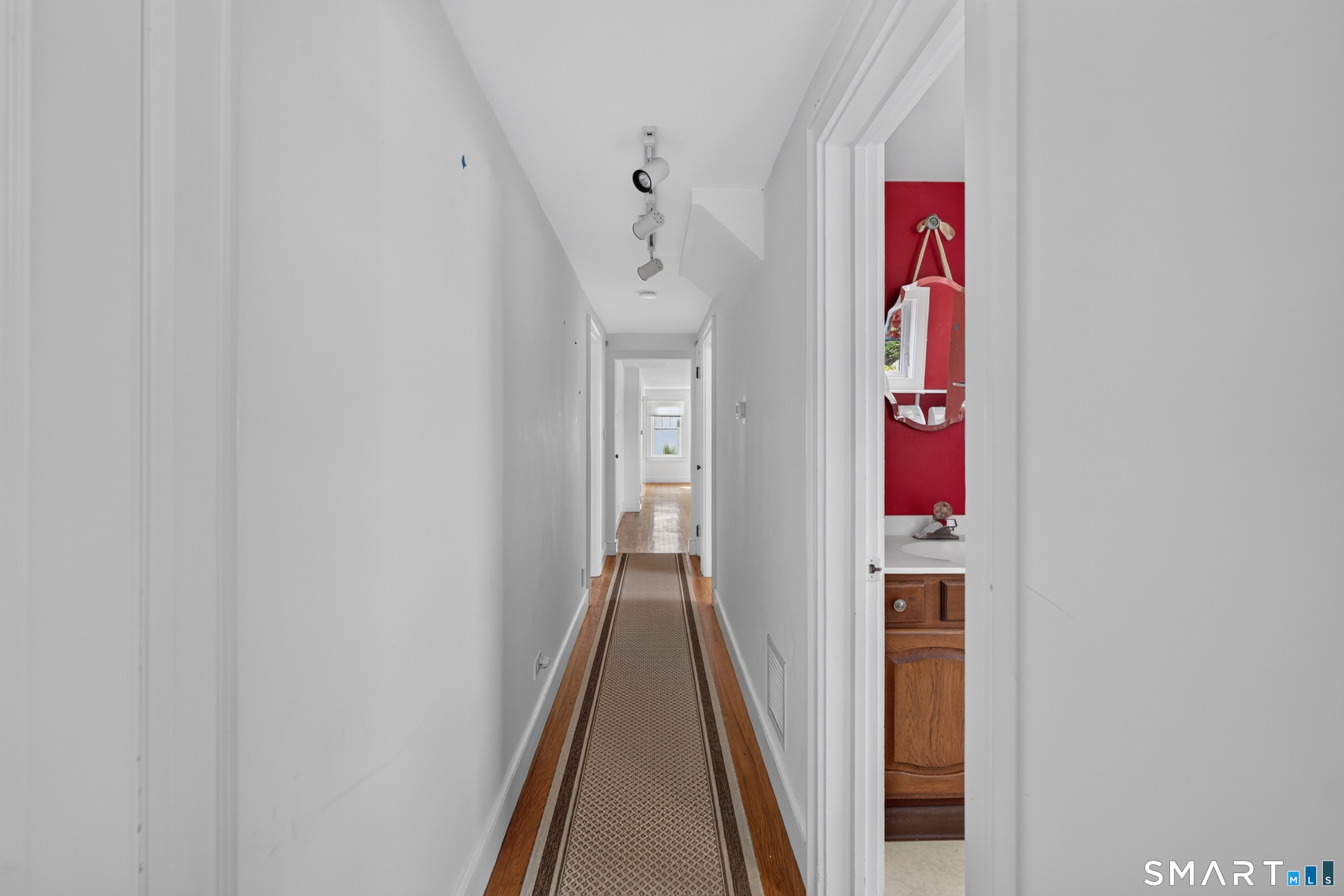 225 North Water Street photo 32