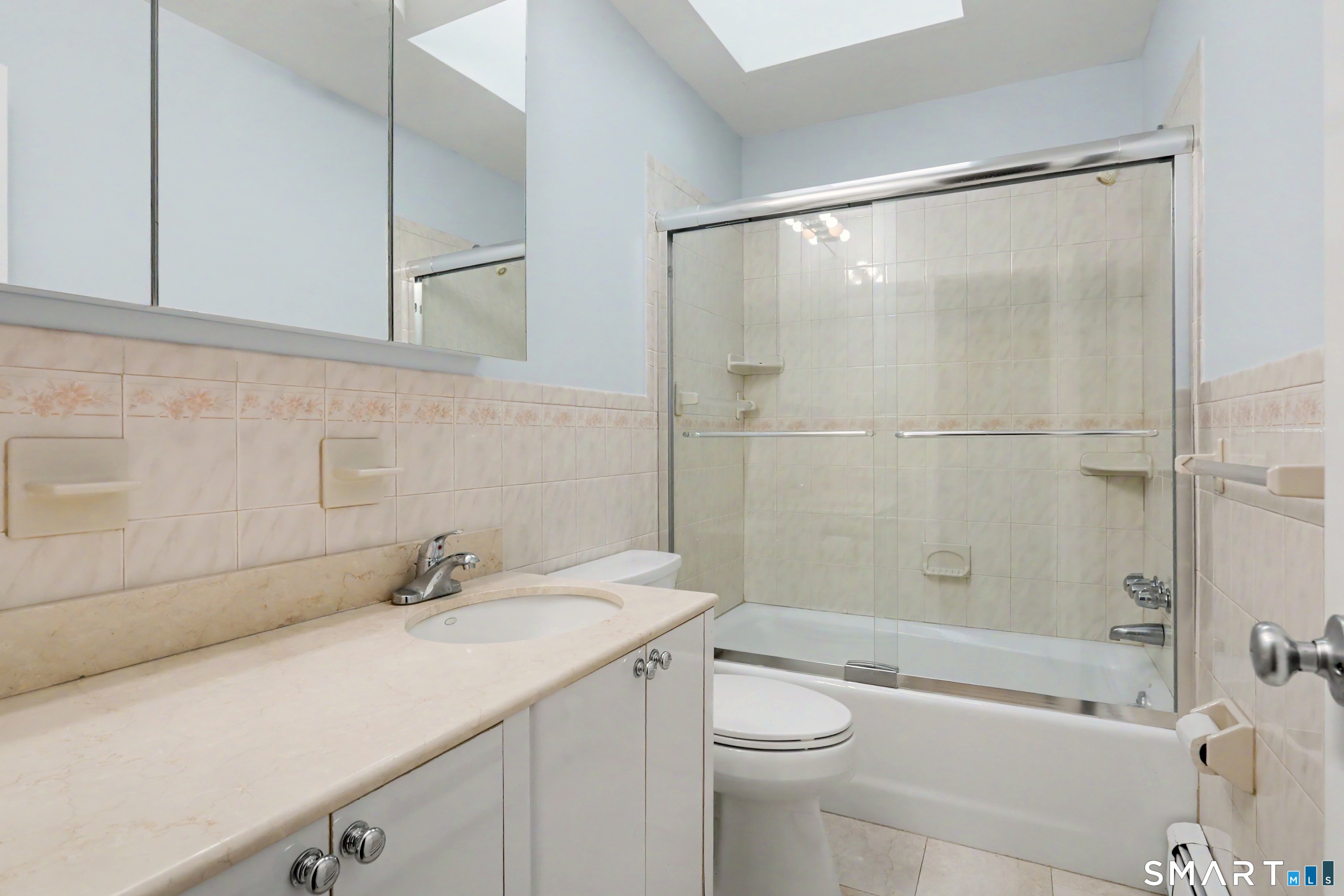 10 Jennifer Road — photo 14