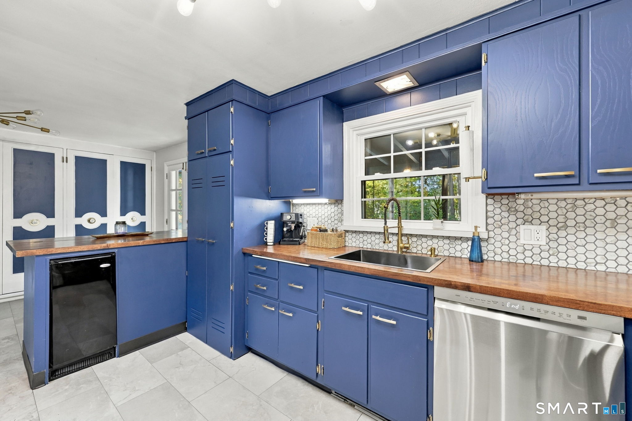 50 Cedarwood Drive photo 9